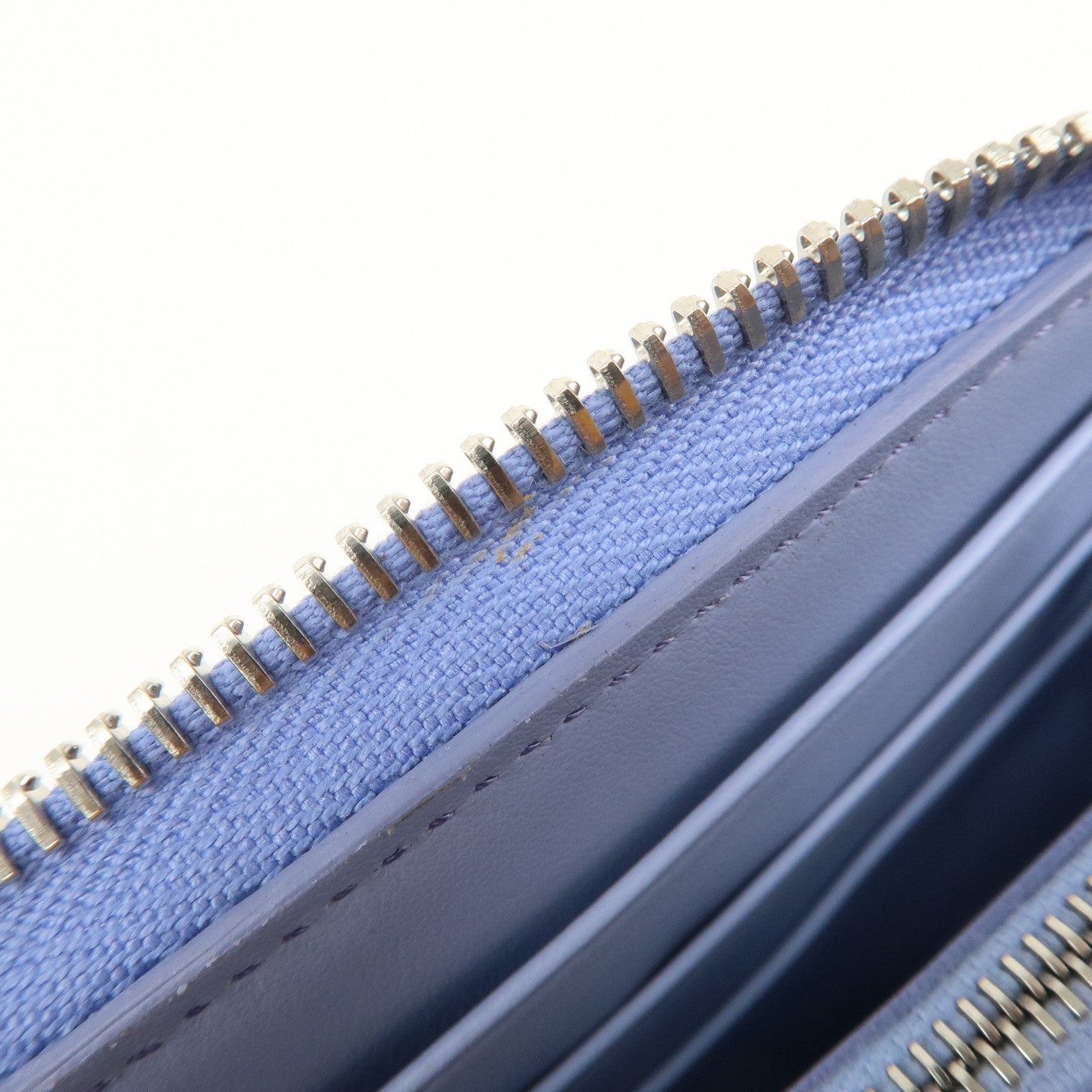 FENDI Plexiglass Studs Round Zippy Long Wallet Light Blue 8M0299