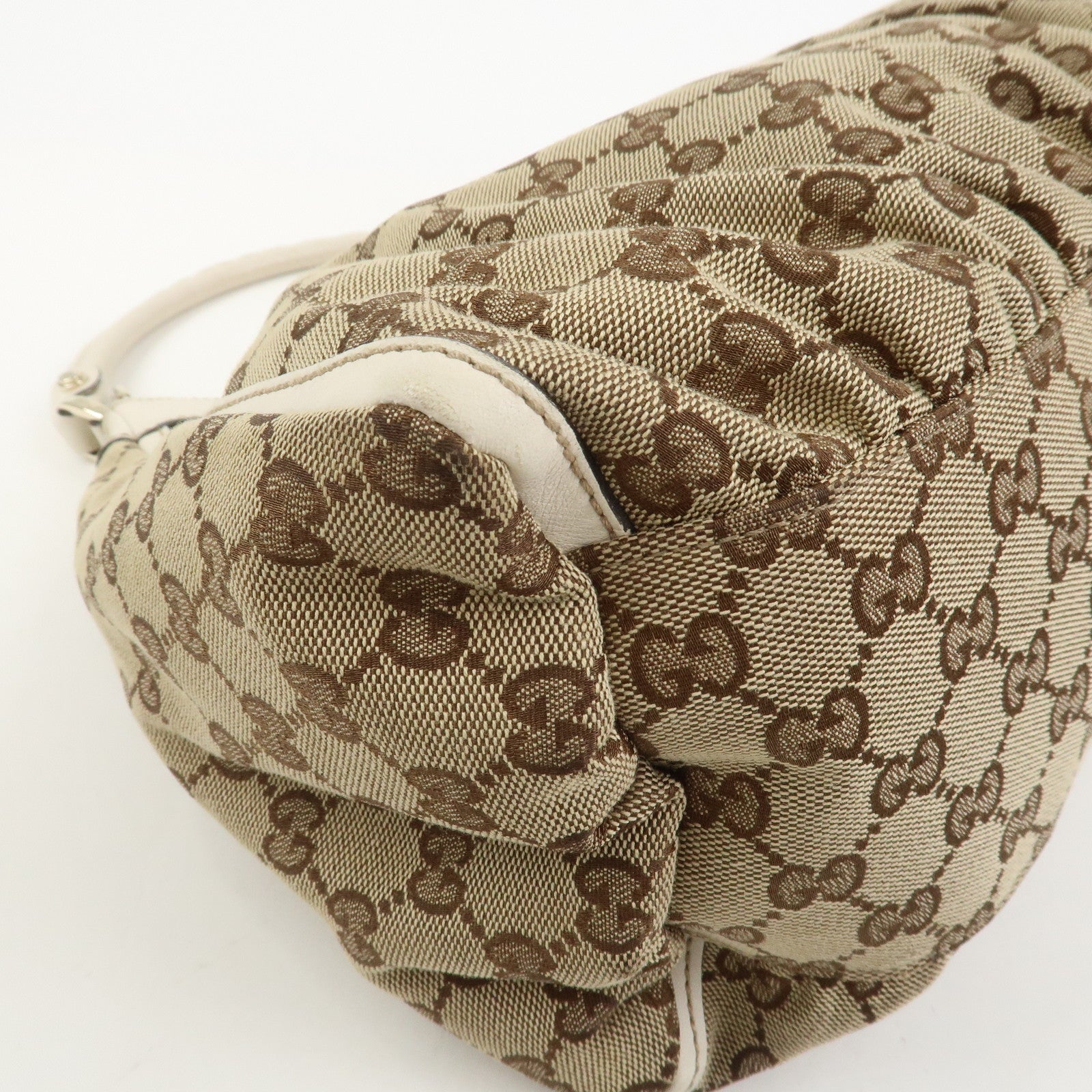GUCCI Abbey GG Monogram Canvas Leather Shoulder Bag Beige 189833
