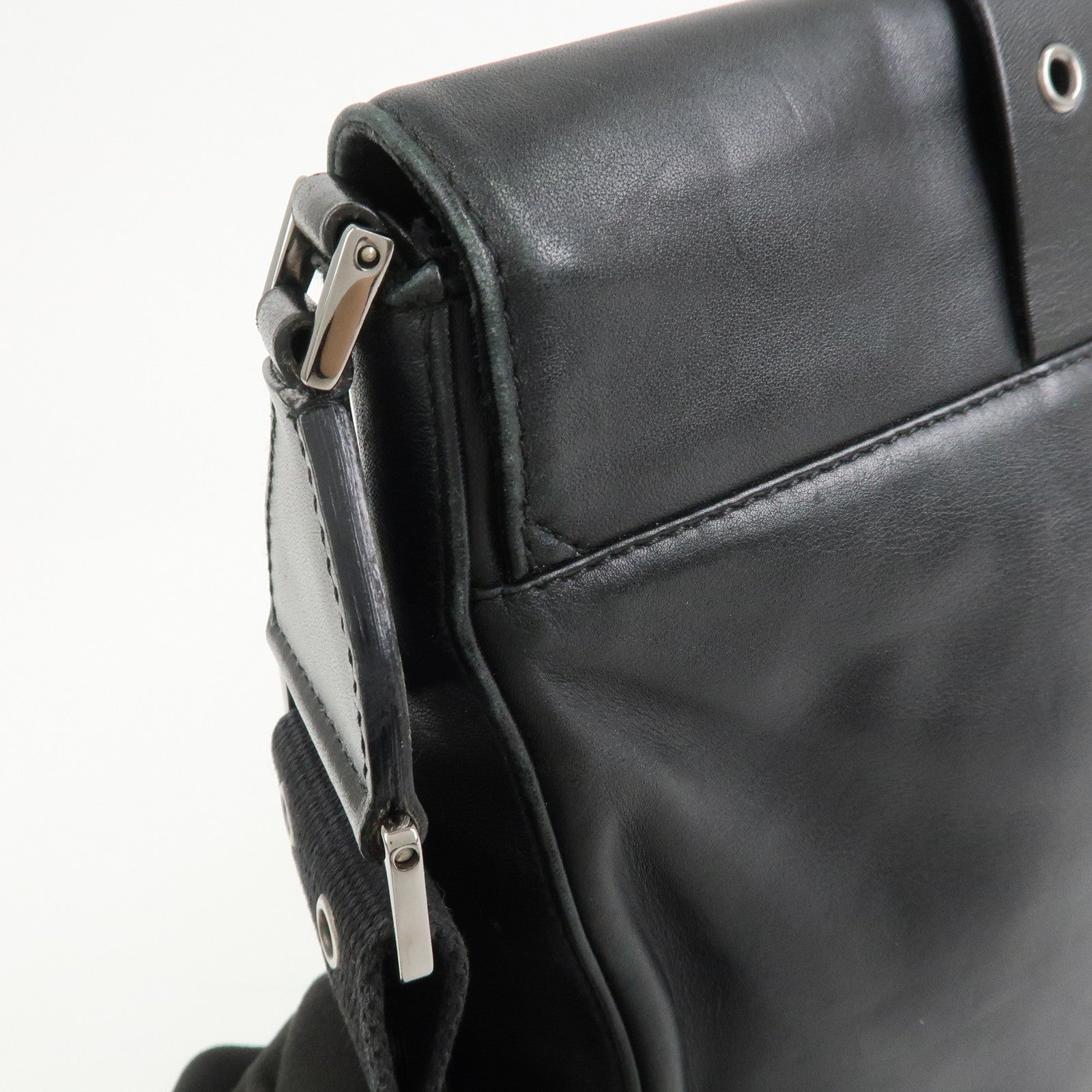 Christian Dior Street Chic Leather Shoulder Bag Crossbody Bag Black