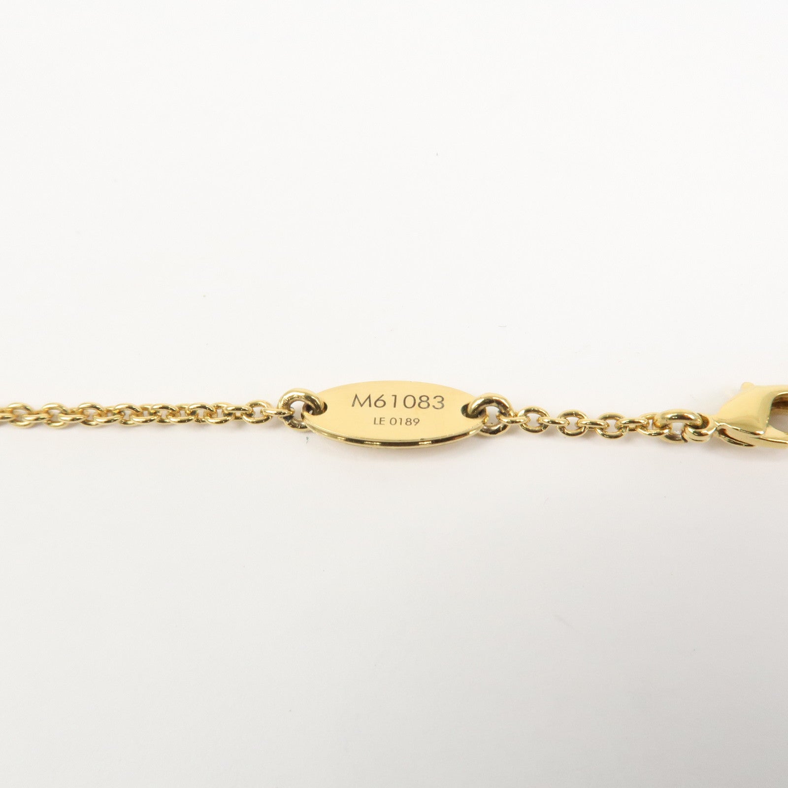 Louis Vuitton Essential V Necklace Metal Gold M61083