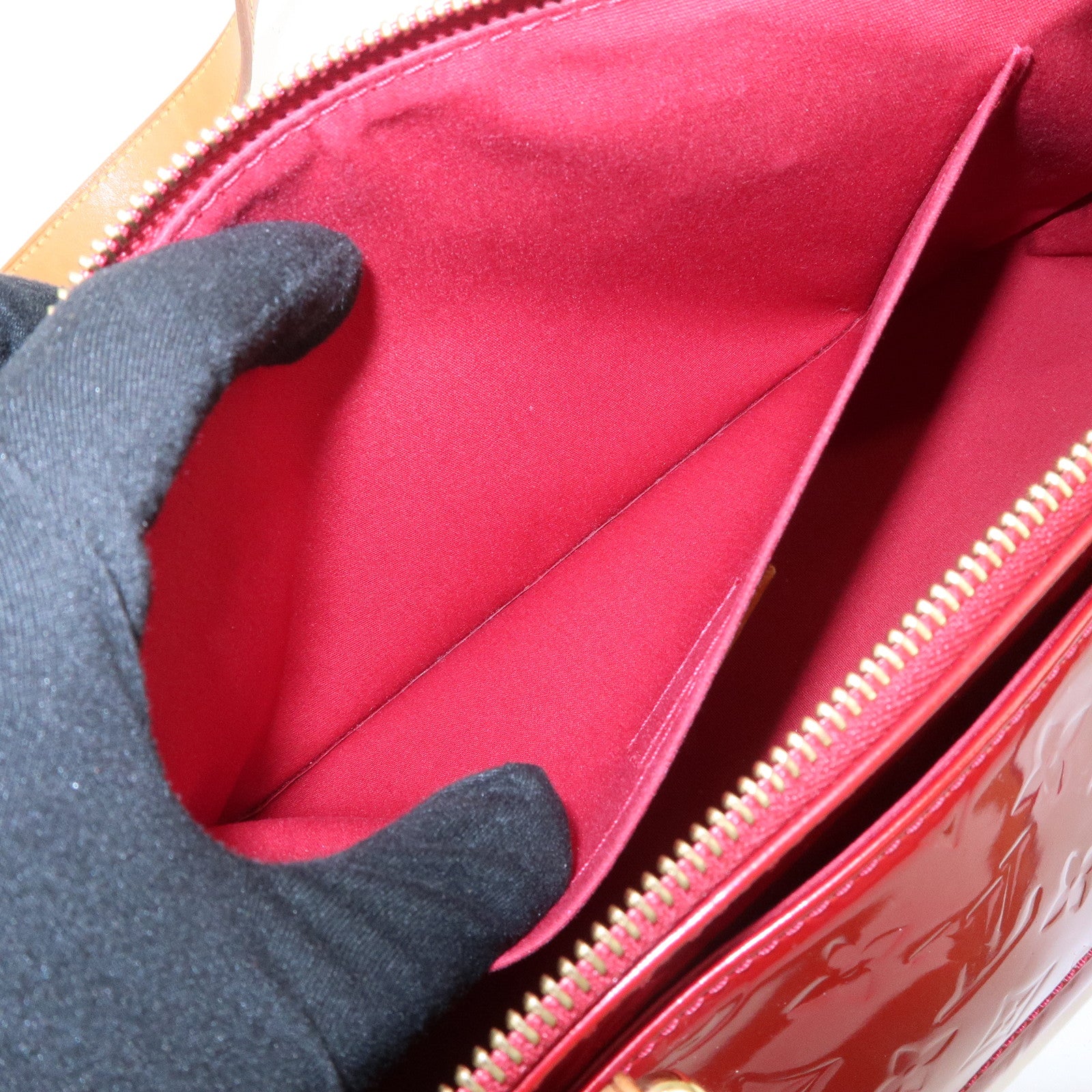 Louis Vuitton Vernis Rosewood Avenue Hand Bag Pomme D'Amour M93507