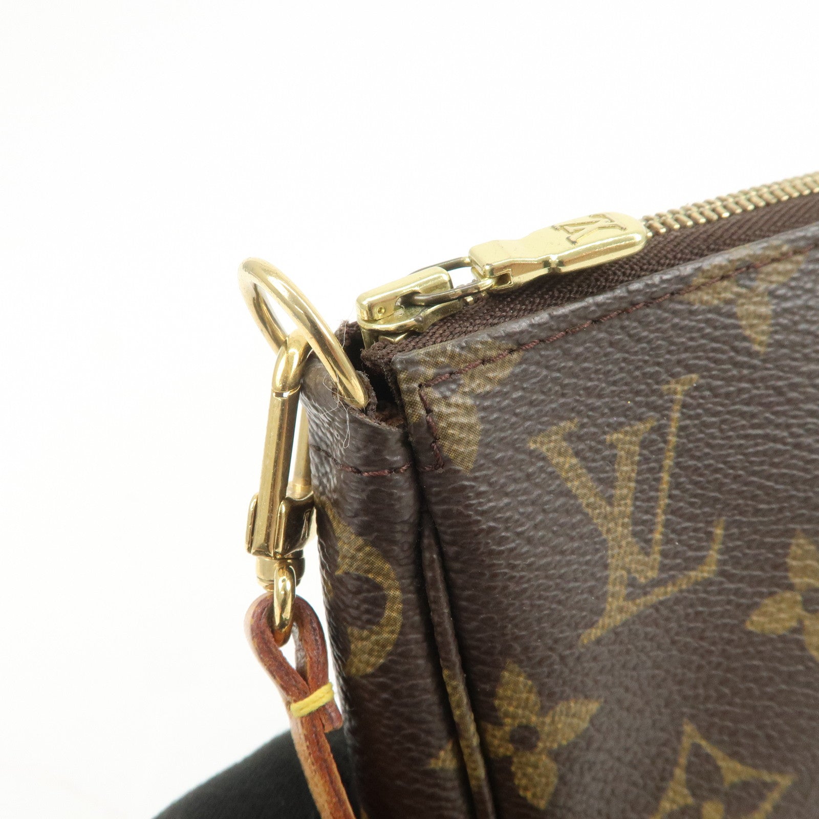 Louis Vuitton Monogram Pochette Accessoires Pouch Hand Bag M51980