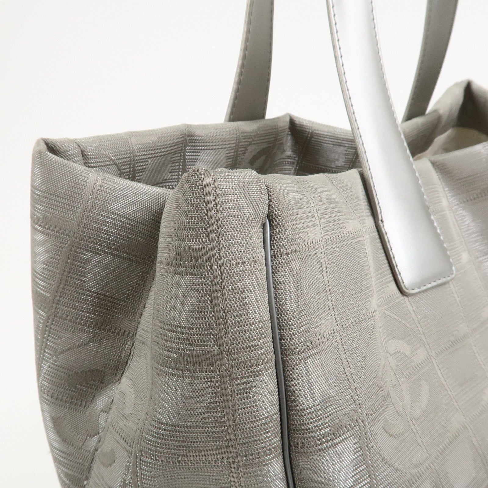 CHANEL New Travel Line Nylon Jacquard Leather Tote Bag MM A15991