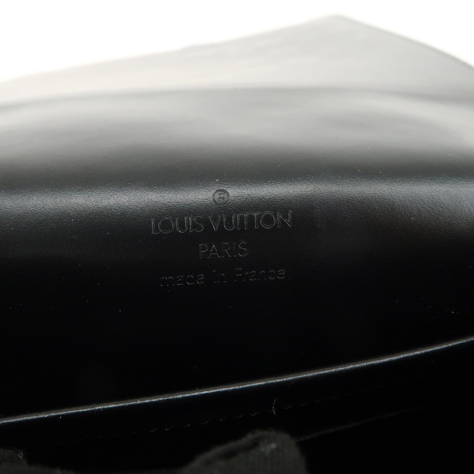 Louis Vuitton Damier Vernis Club Shoulder Bag Noir M92127