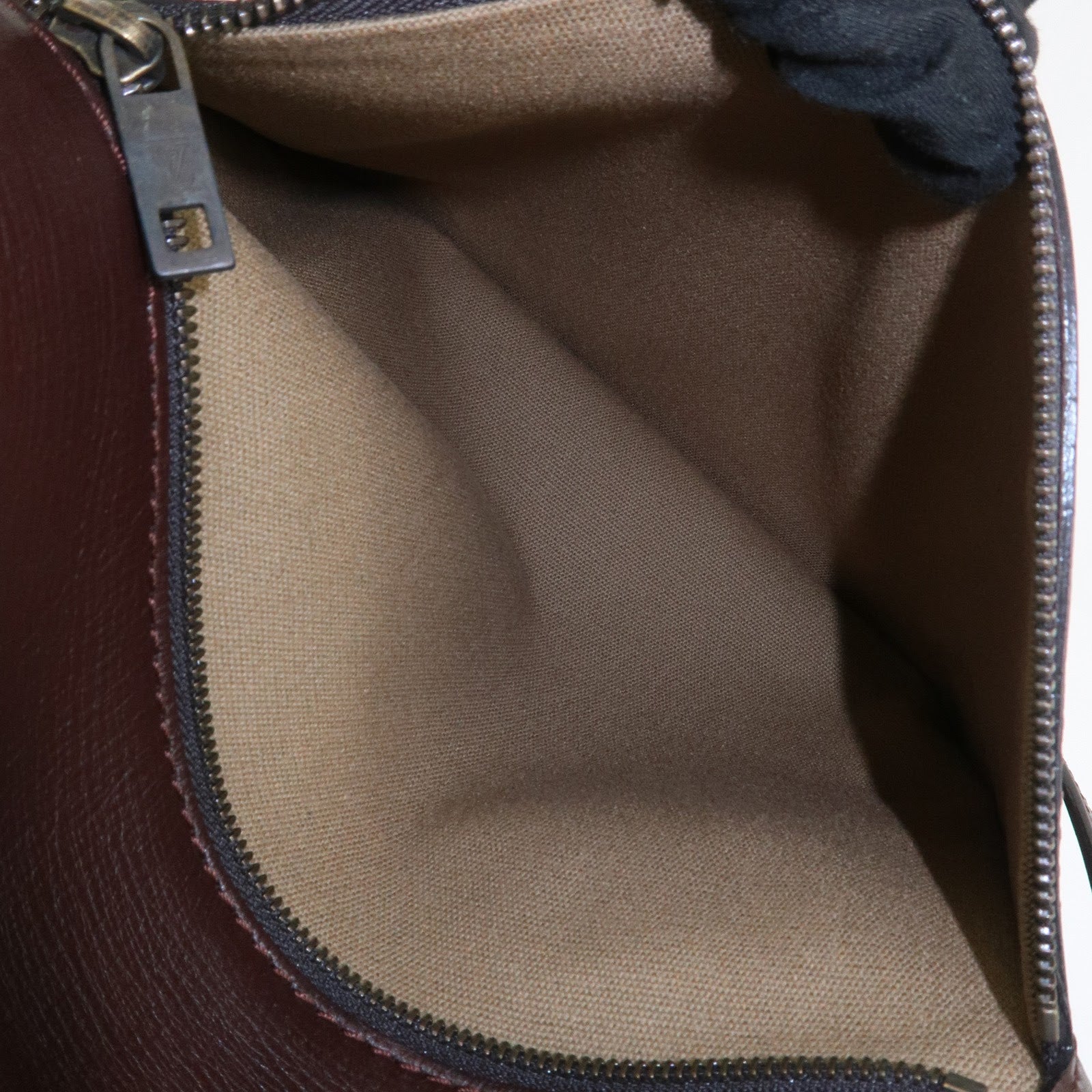 Louis Vuitton Utah  サックプラ Style Cafe M92073