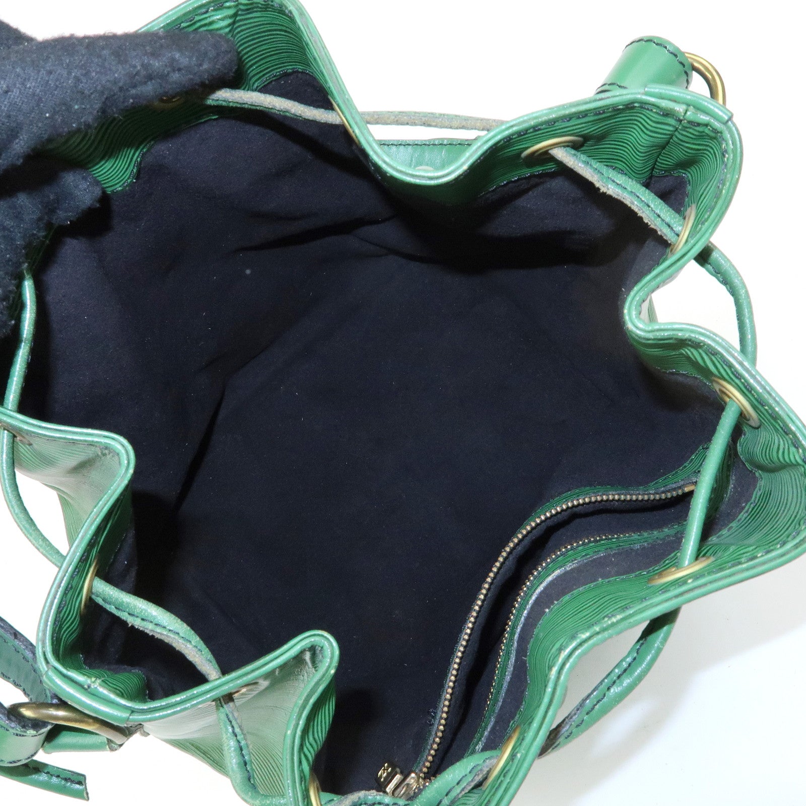 Louis Vuitton Epi Petit Noe Shoulder Bag Borneo Green M44104