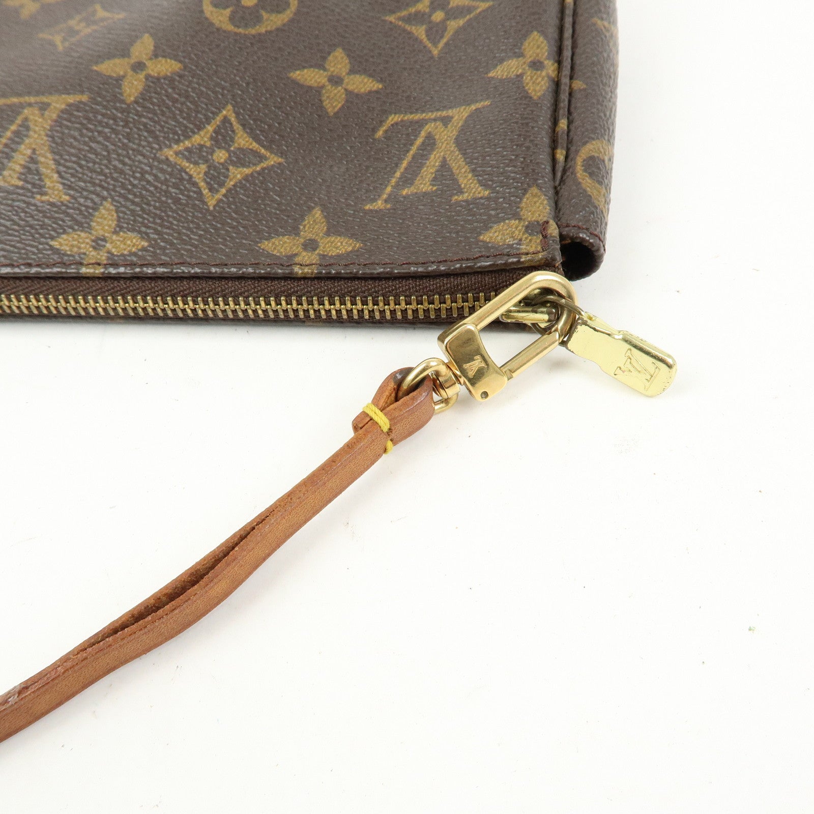 Louis Vuitton Monogram Pochette Accessoires Pouch Hand Bag M51980