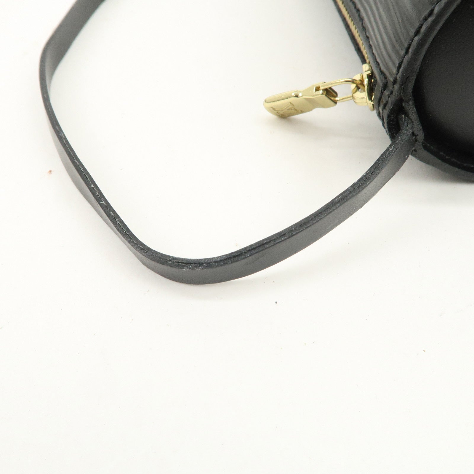 Louis Vuitton Epi Mini Pouch For Soufflot Hand Bag Noir