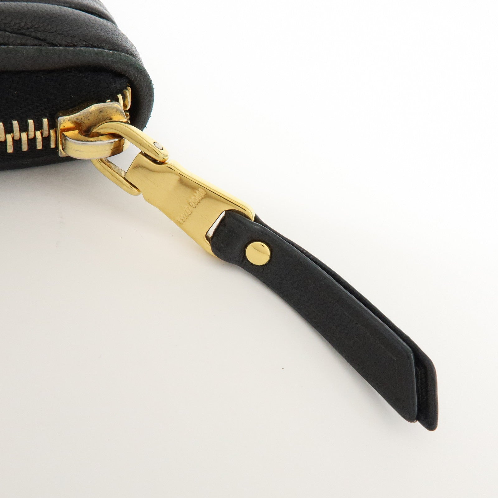 MIU MIU Matelasse Nappa Leather Compact Wallet Black 5MM268