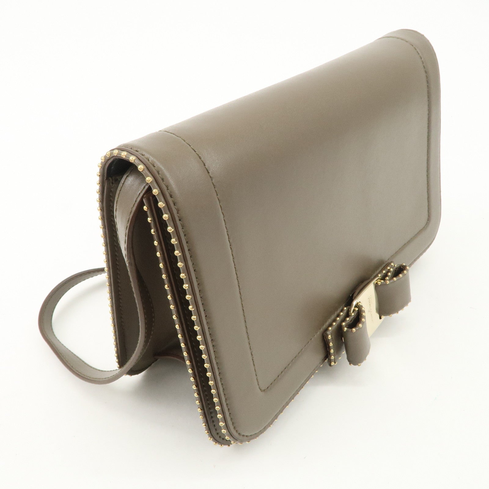 Ferragamo Vara Leather Ribbon Studs Shoulder Bag Greige Used