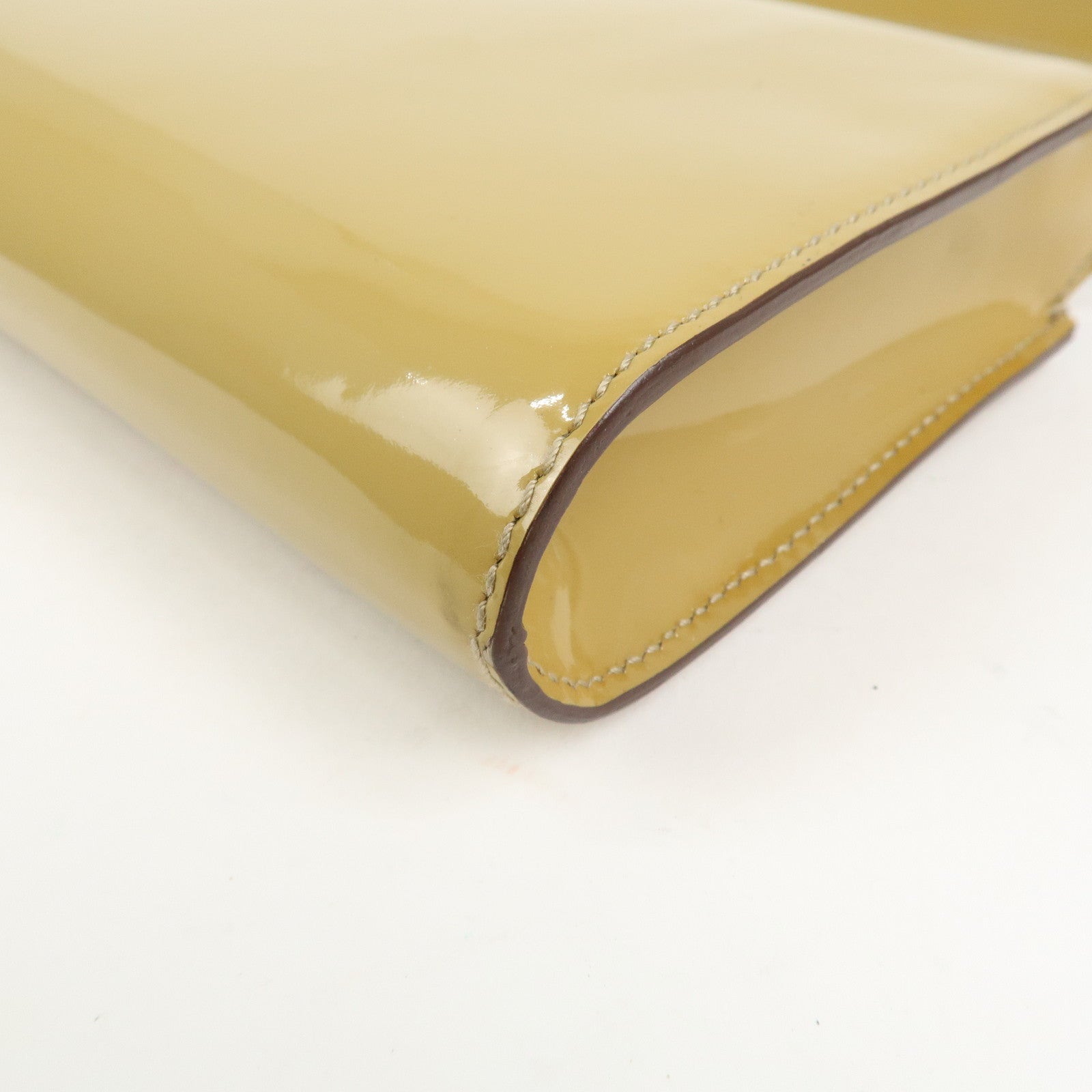 Ferragamo Gancini Patent Leather Chain Shoulder Bag Hand Bag Beige