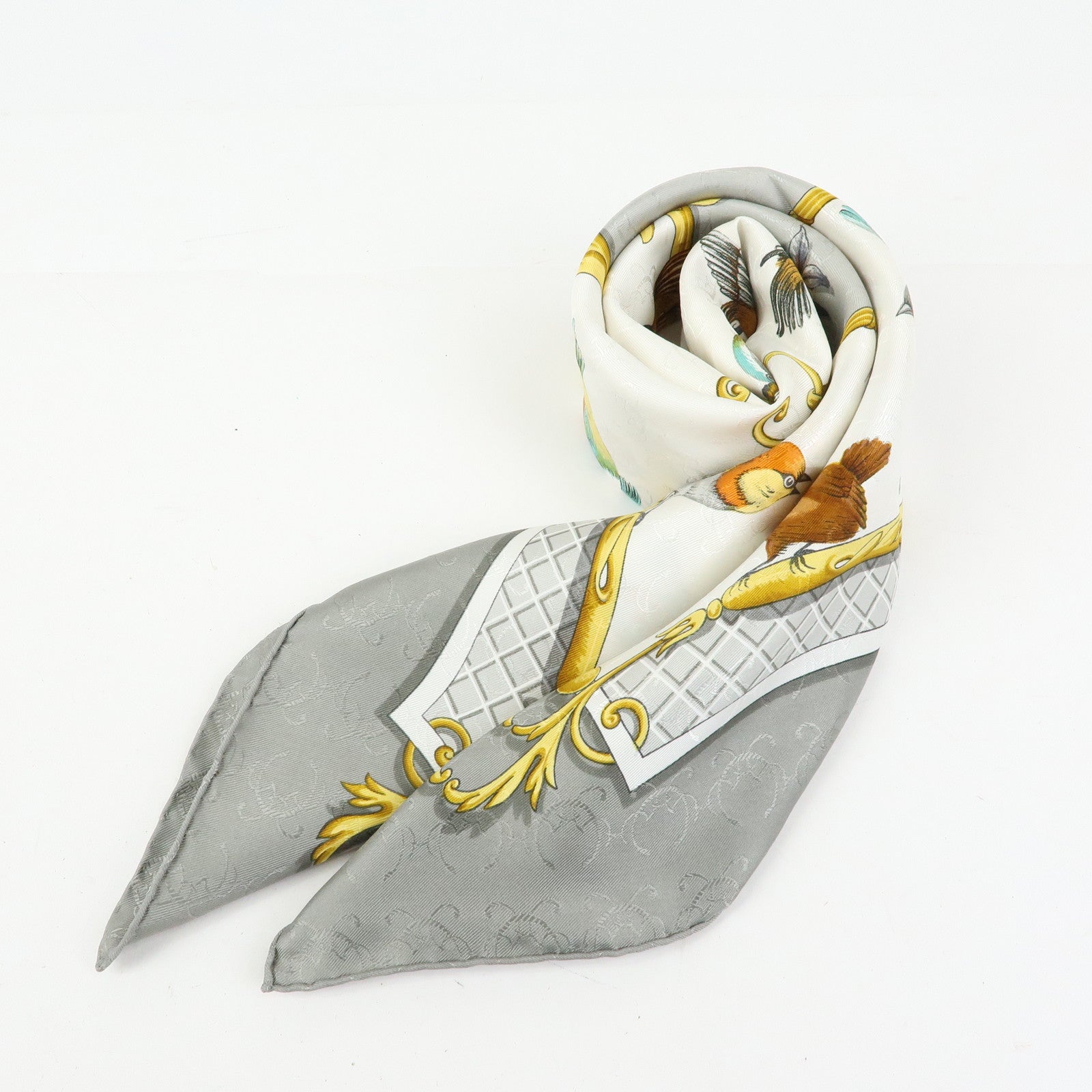 HERMES Carre 90 Silk 100% Scarf LA CLE des CHAMPS Gray Gold Brown