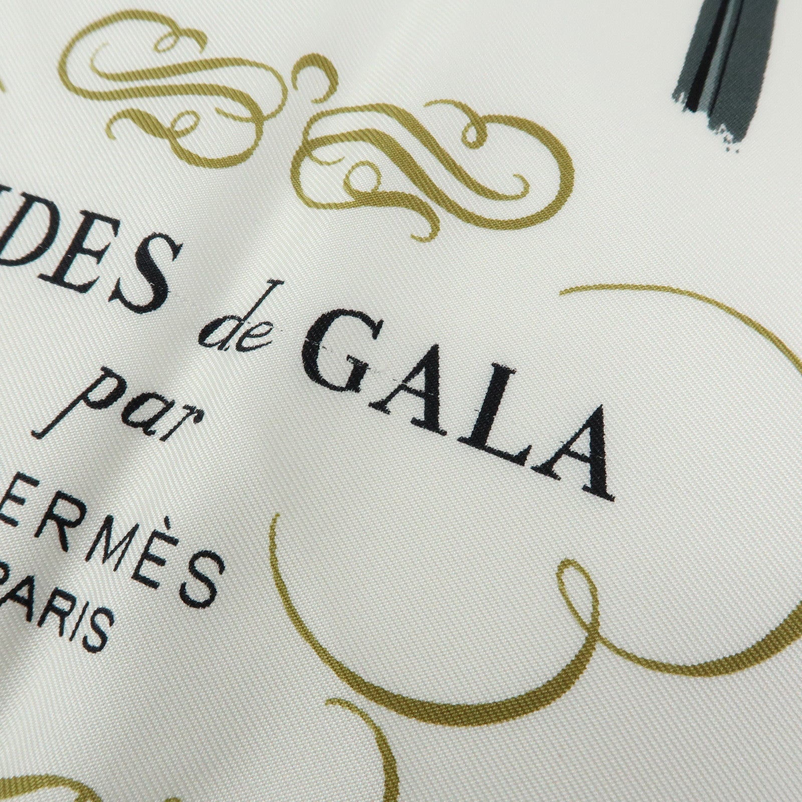 HERMES Carre 90 Silk 100% Scarf Brides de Gala Gray Light Blue Gold