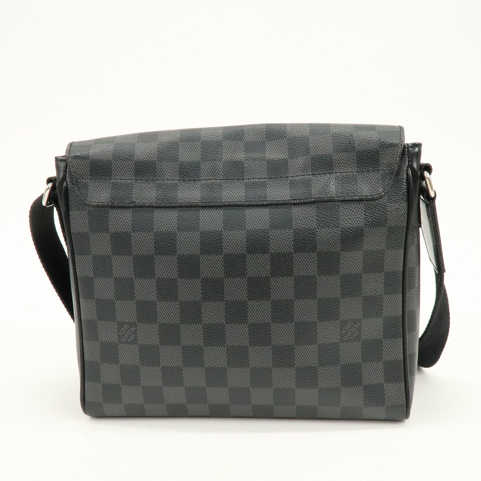Louis Vuitton Damier Graphite District PM NM Crossbody Bag N41028