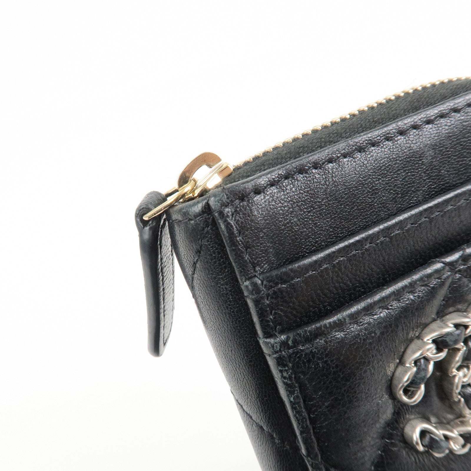 CHANEL Chanel 19 Lamb Skin Round Zippy Coin Case Black AP2701