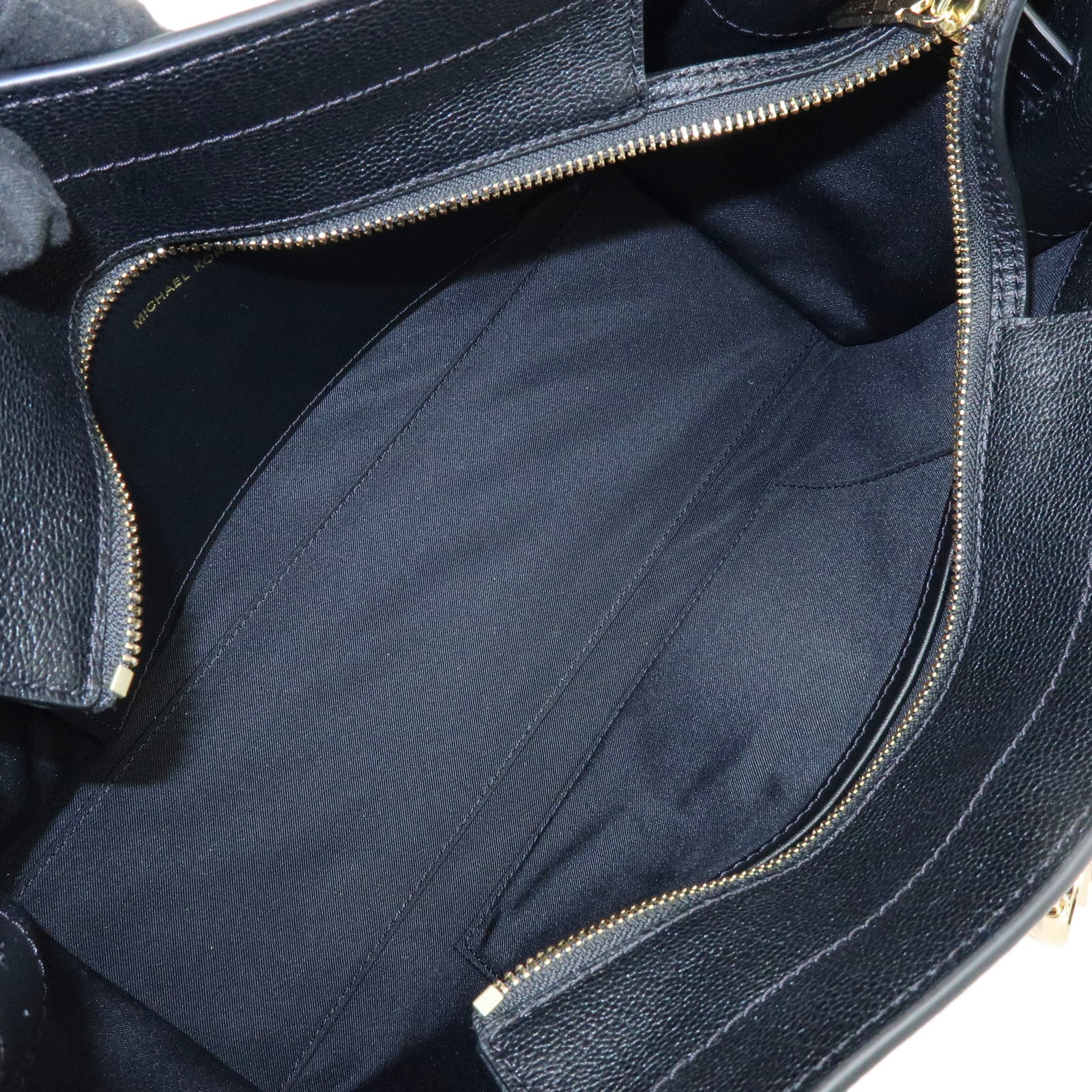MICHAEL KORS Hamilton Modern Leather Shoulder Bag Black
