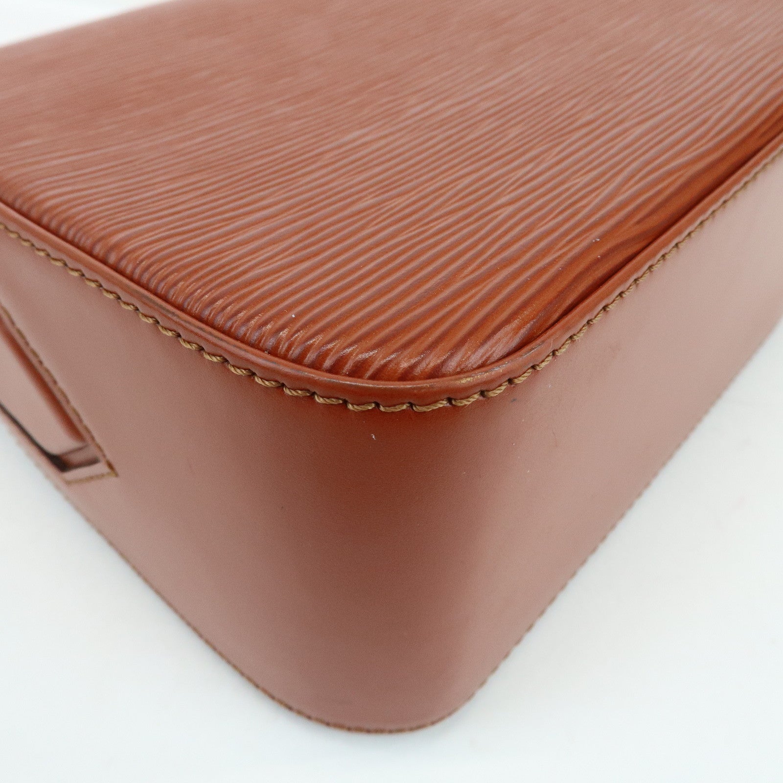 Louis Vuitton Epi Leather Buci Shoulder Bag Kenya Brown M52203