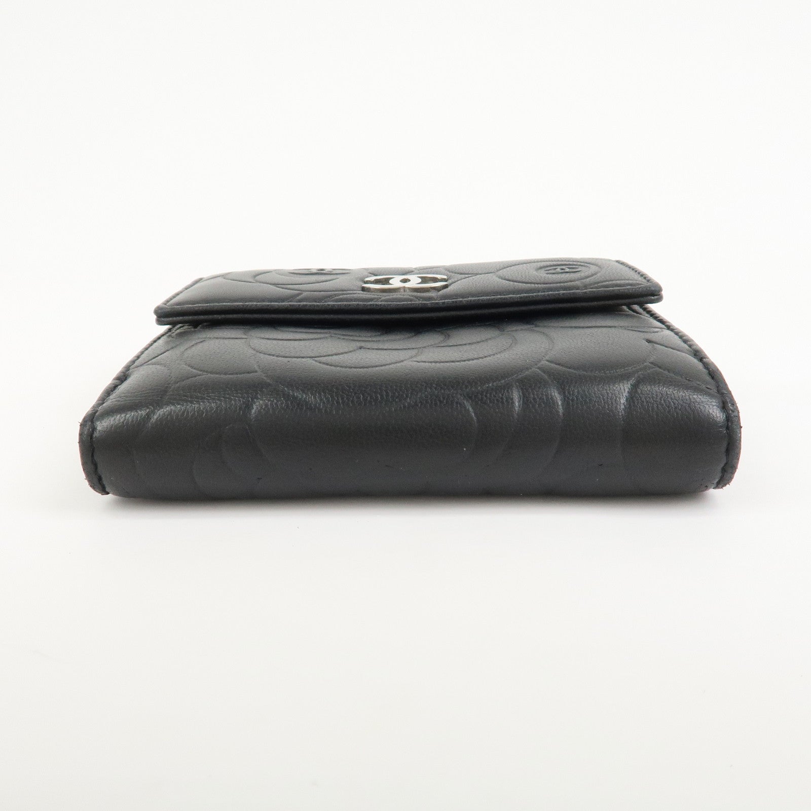 CHANEL Camellia COCO Mark Lamb Skin Compact Wallet Black