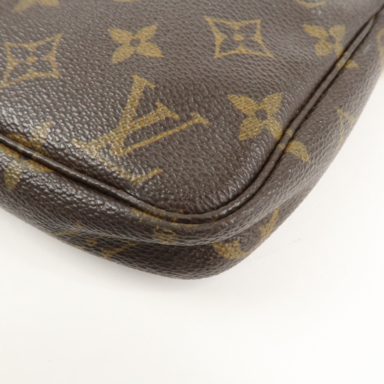 Louis Vuitton Monogram Pochette Accessoires Hand Bag Brown M51980 Used