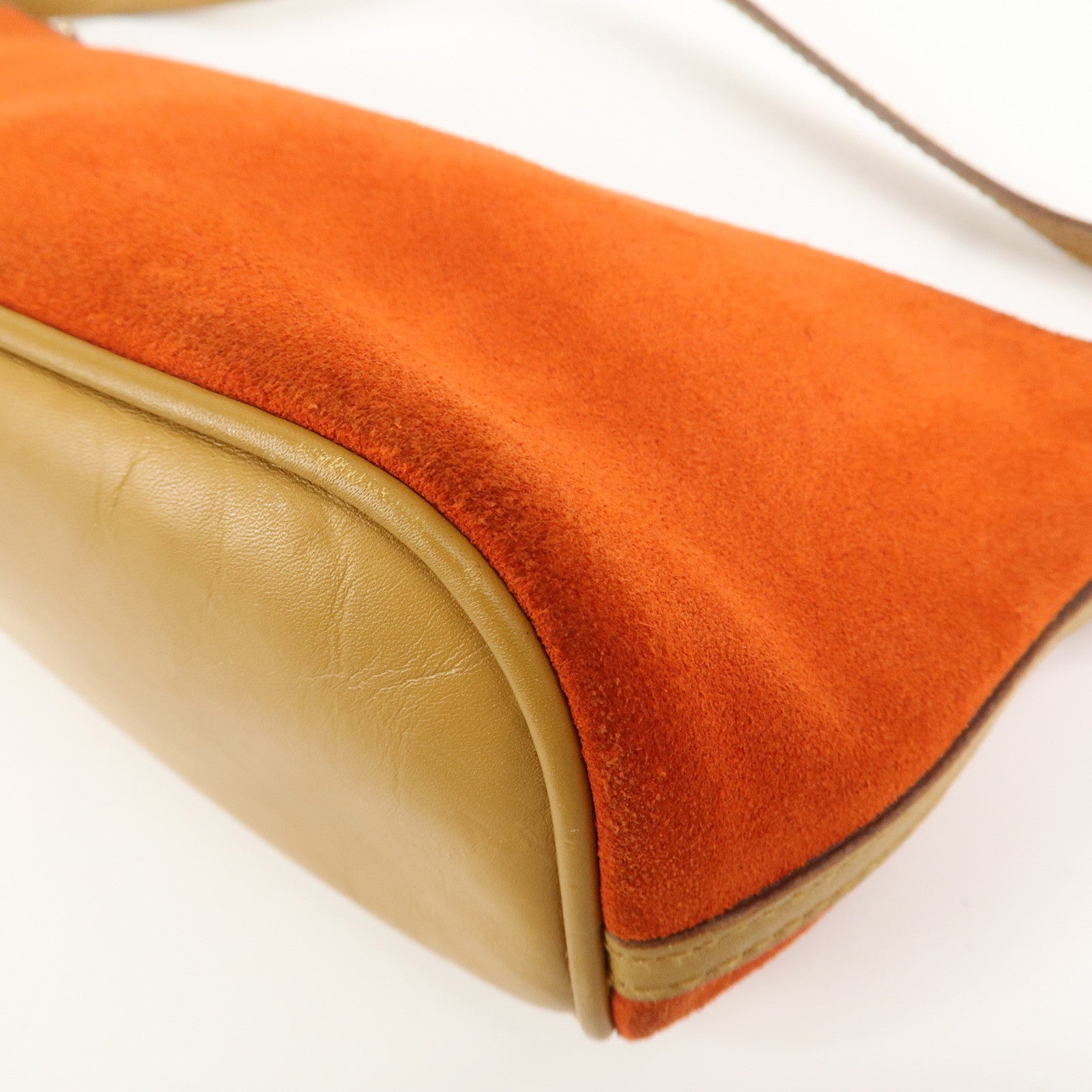 GUCCI Suede Leather Accessory Pouch Hand Bag Orange 039.1103