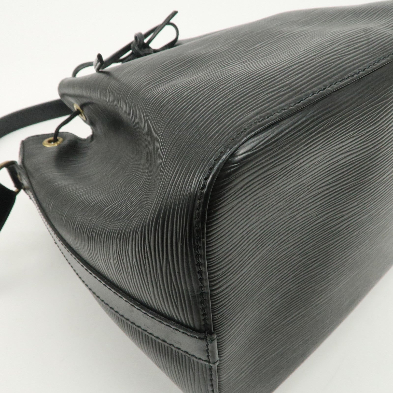 Louis Vuitton Epi Leather Petit Noe Shoulder Bag Noir Black M59012