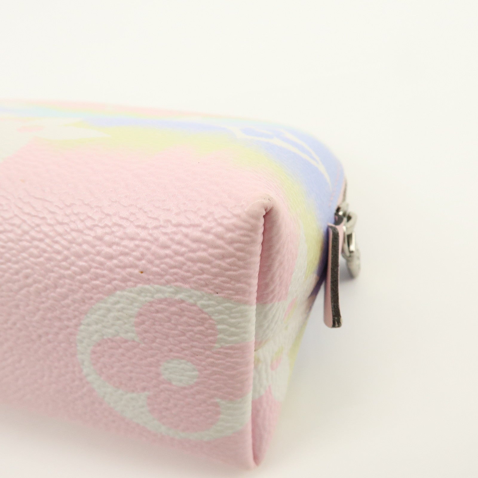 Louis Vuitton Monogram Giant Escal Pochette Cosmetic Pouch M69139