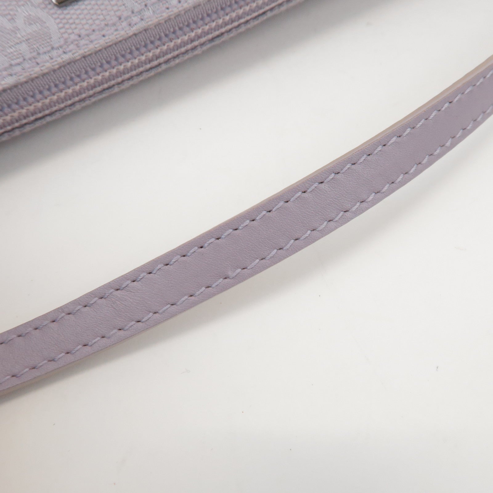 GUCCI Boat Bag GG Canvas Leather Hand Bag Pouch Light Purple 07198