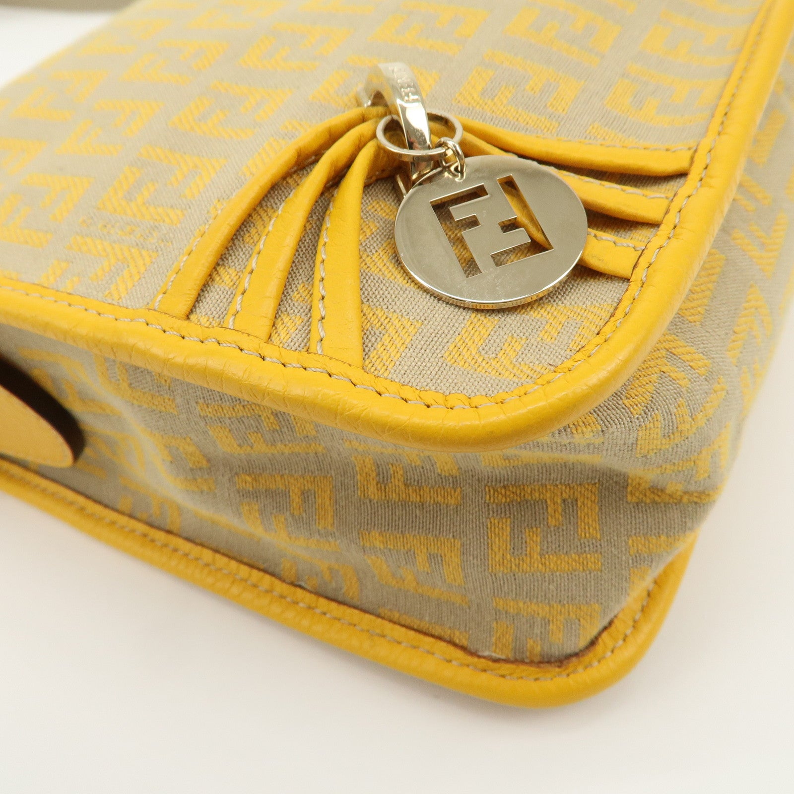 FENDI Zucchino Canvas Leather Shoulder Bag Beige Yellow 8BT089