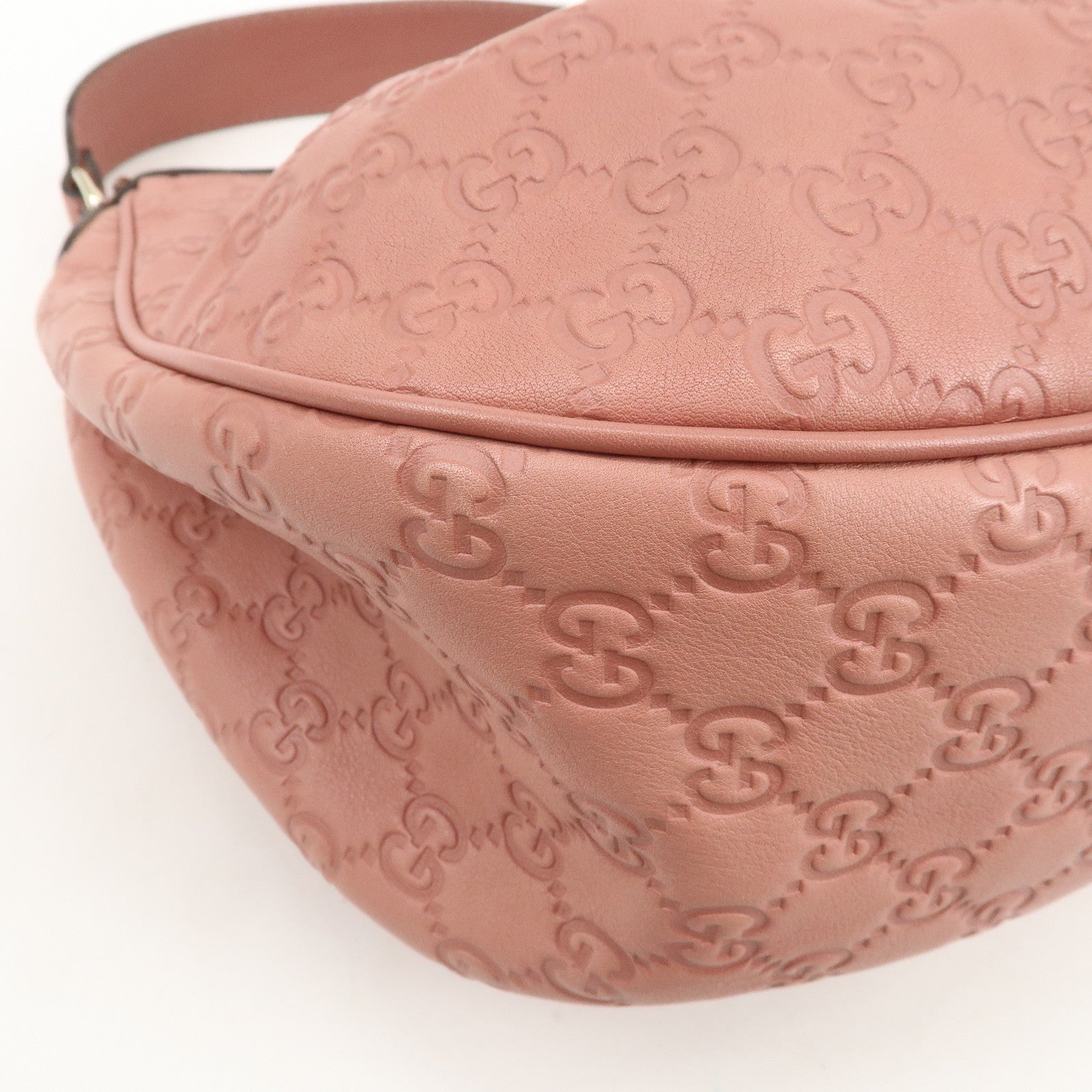 GUCCI Sukey Interlocking G Guccissima Leather Shoulder Bag 232955
