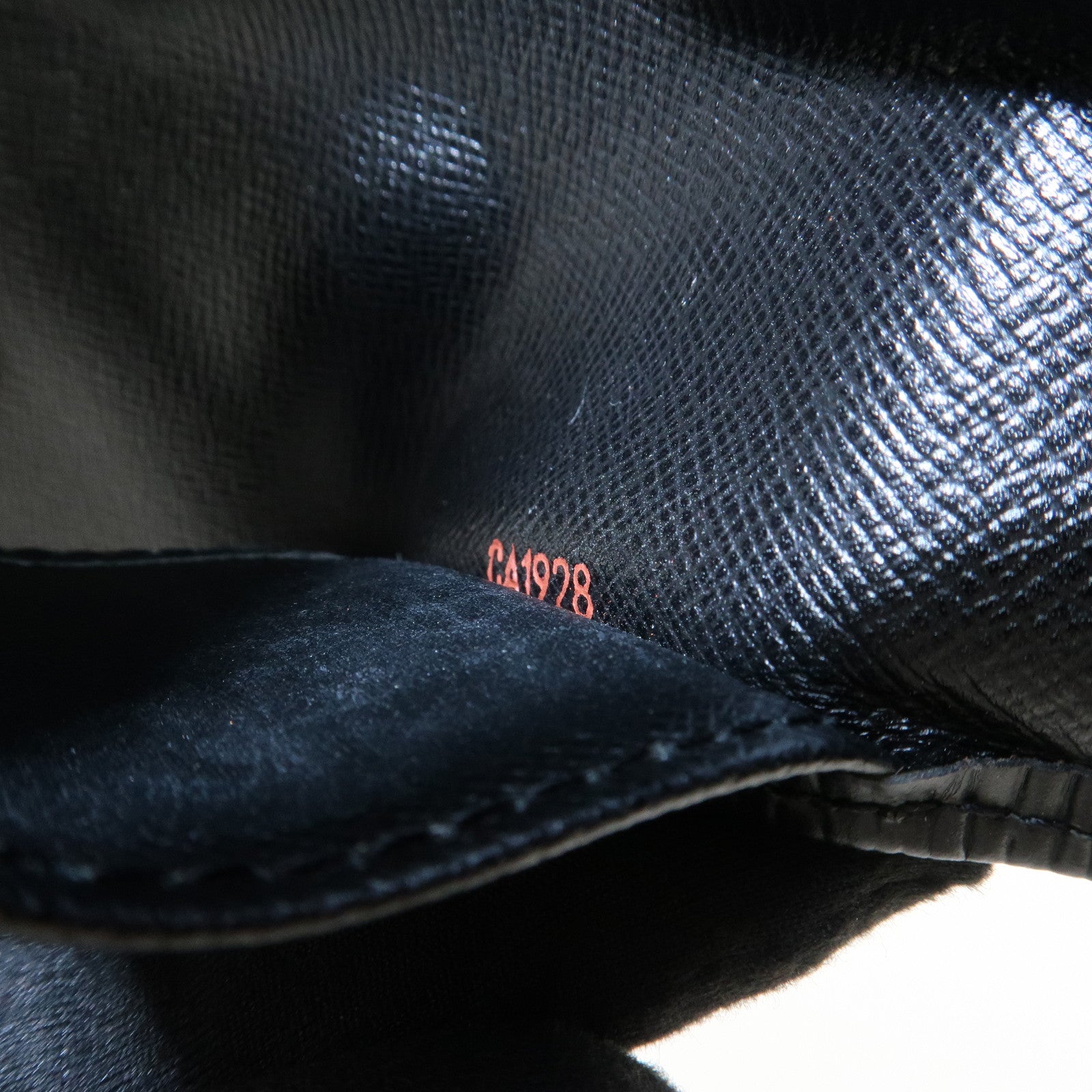 Louis Vuitton Epi Multiclés 6 Key Case Key Holder Noir Black M63812