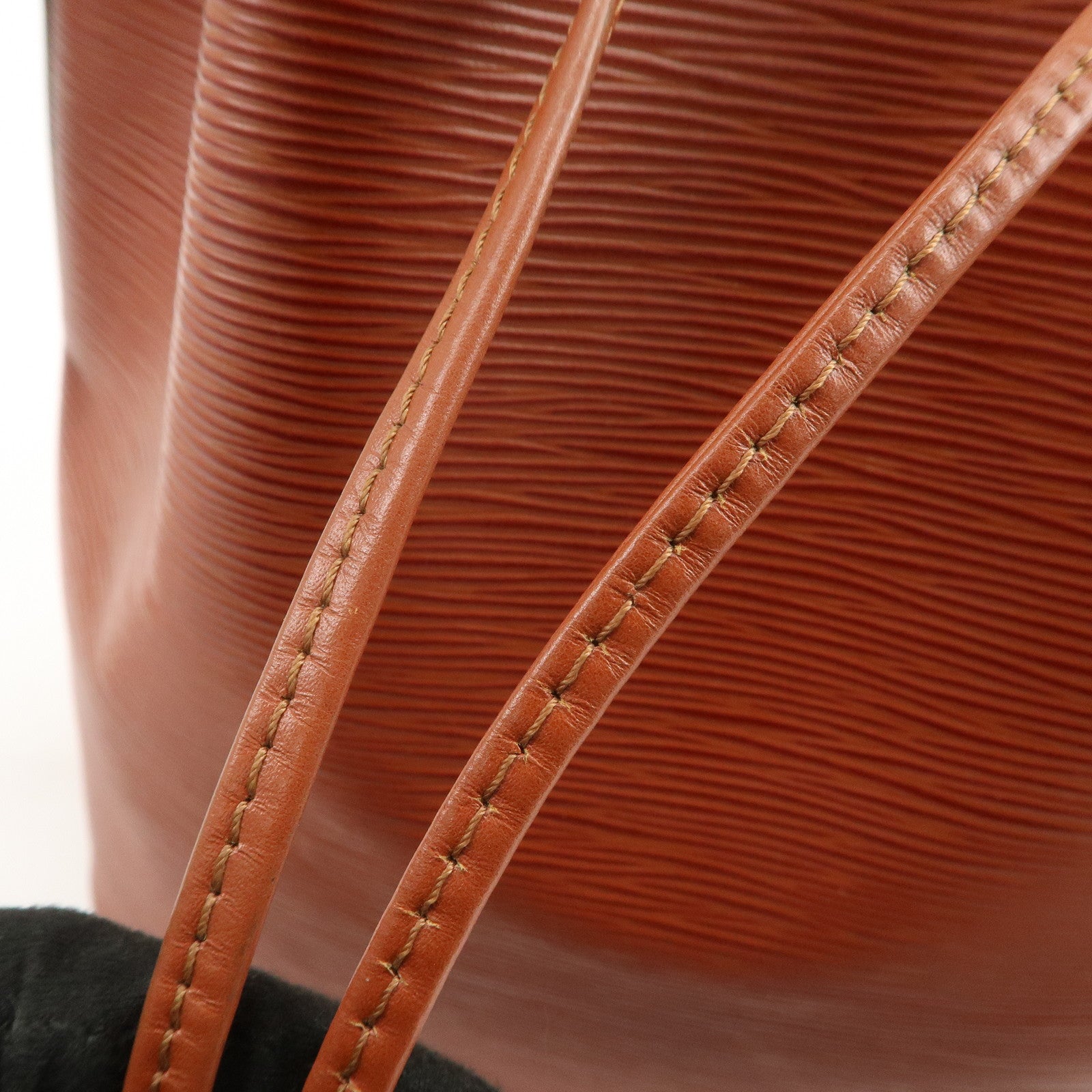 Louis Vuitton Epi Petit Noe Shoulder Bag Kenya Brown M44103