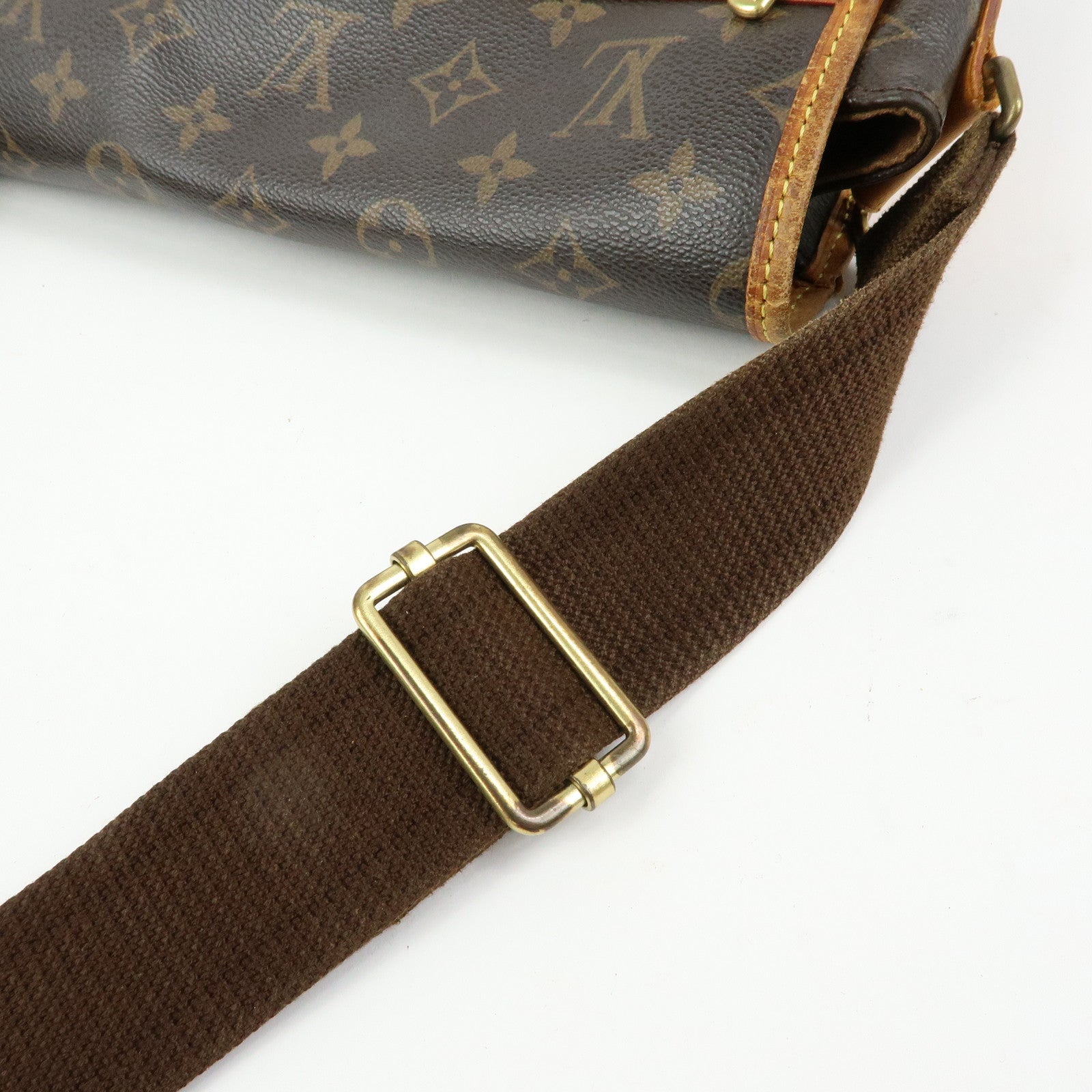 Louis Vuitton Monogram Messenger Bosphore PM Shoulder Bag M40106