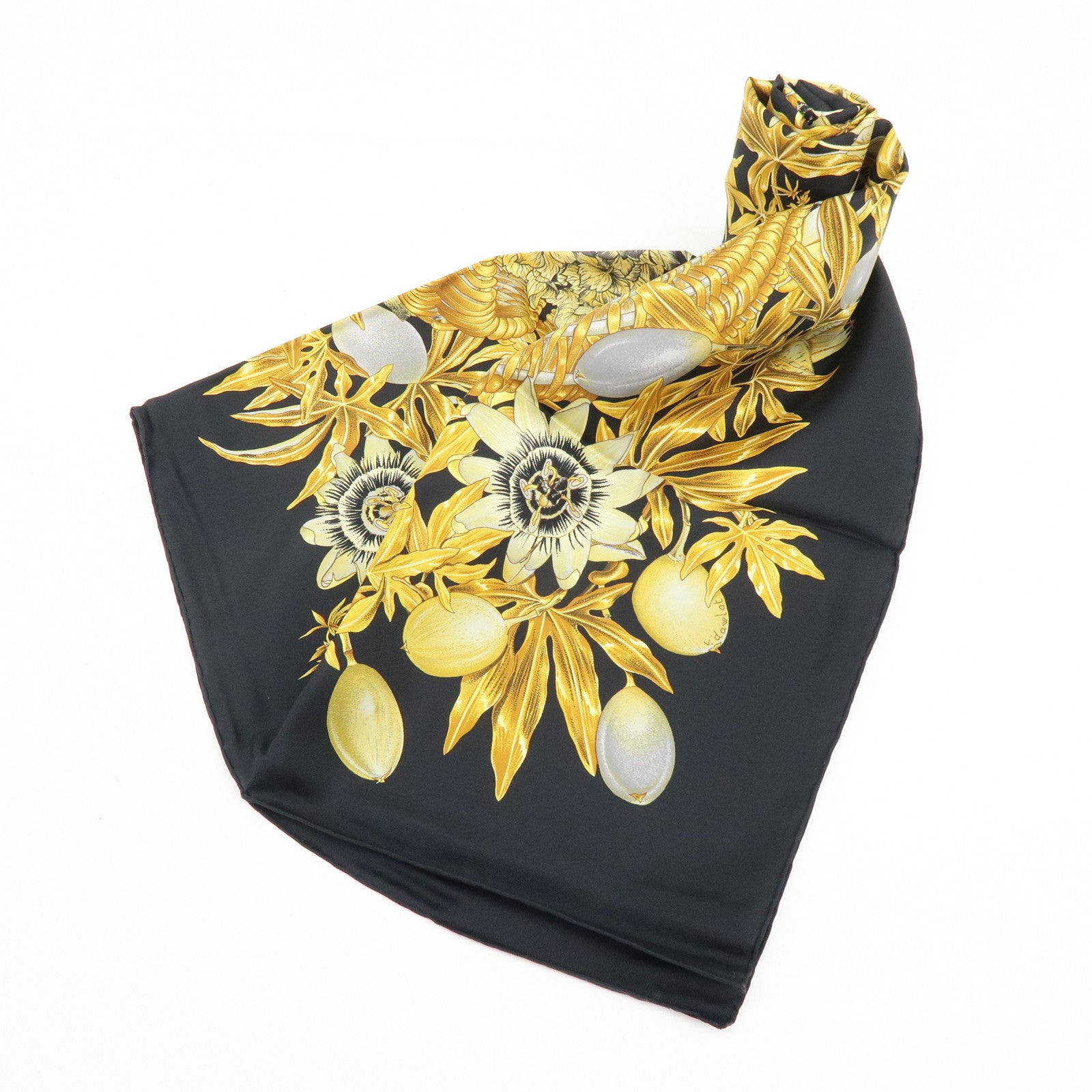 HERMES Carre 90 Silk 100% Scarf PASSIFLORES Black Gold
