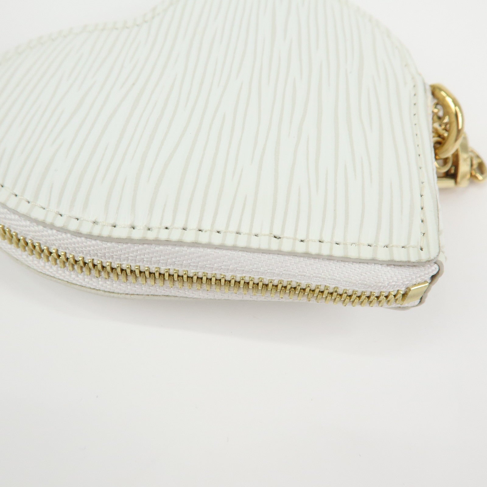 Louis Vuitton Epi Love Lock Porte Monnaie Coeur Coin Case M63996