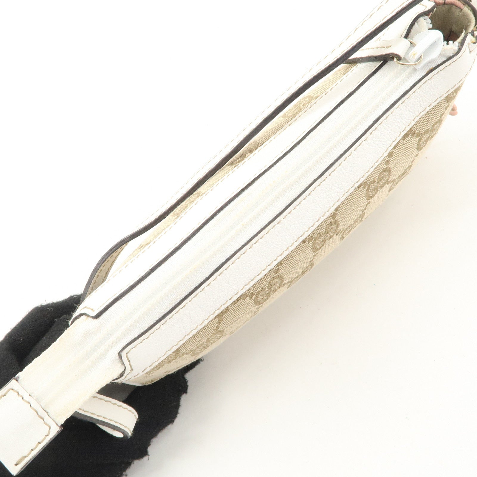 GUCCI GG Canvas Leather Hand Bag Accessory Pouch Beige Ivory 154432 Used