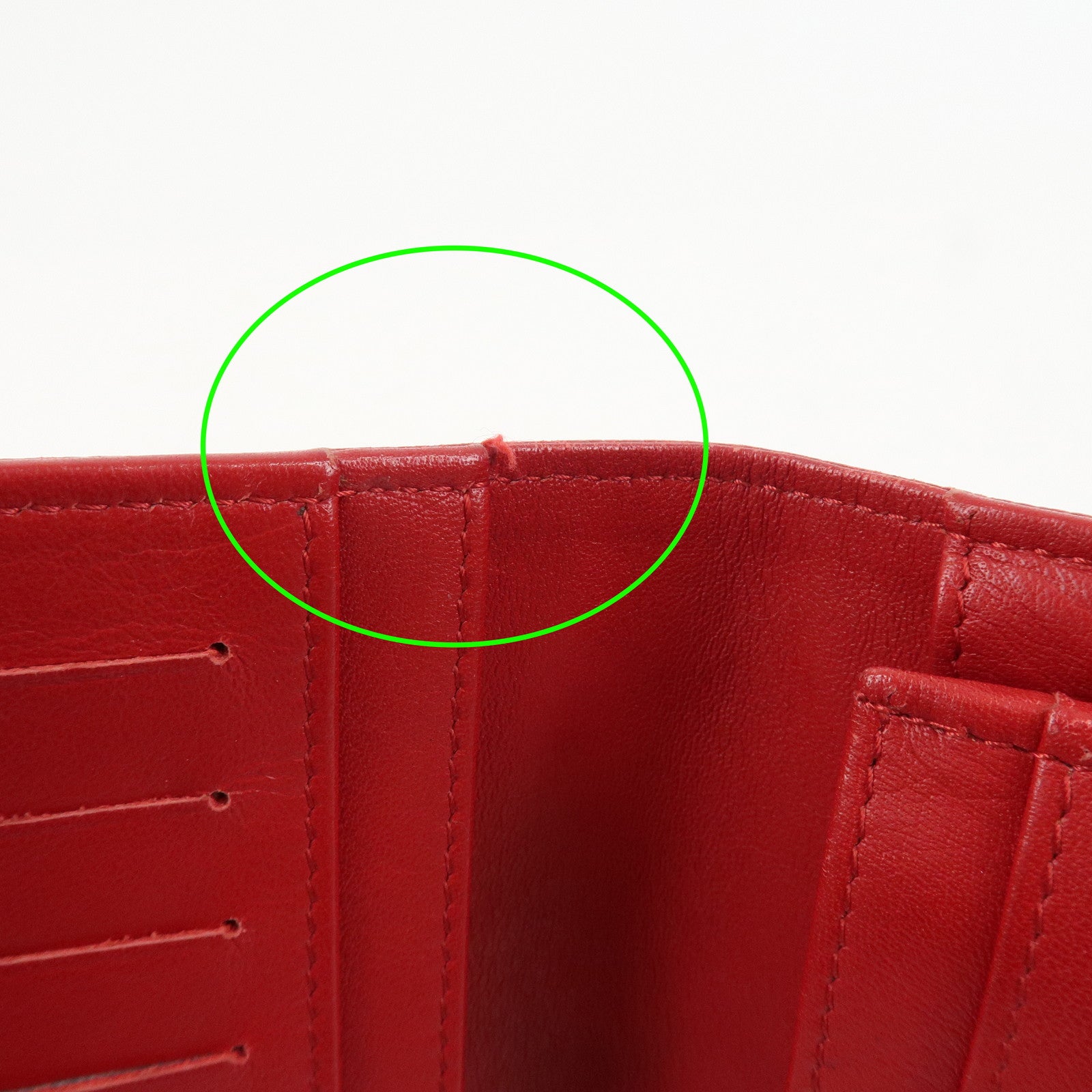 CHANEL COCO Mark Caviarskin Bi-Fold Long Wallet Red