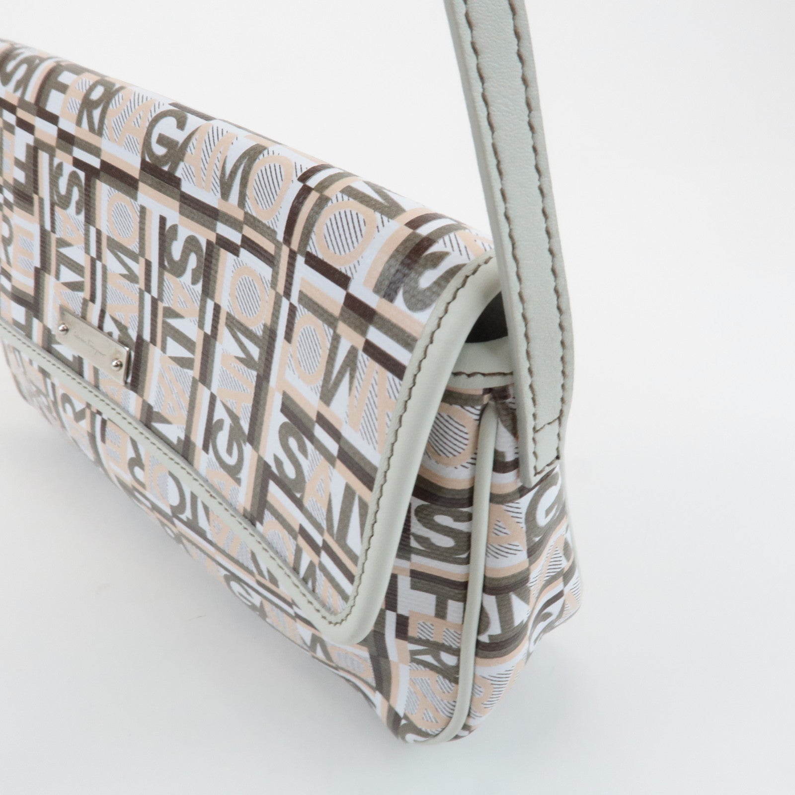 Ferragamo Leather PVC Accessoires Pouch Shoulder Bag Multicolor Used