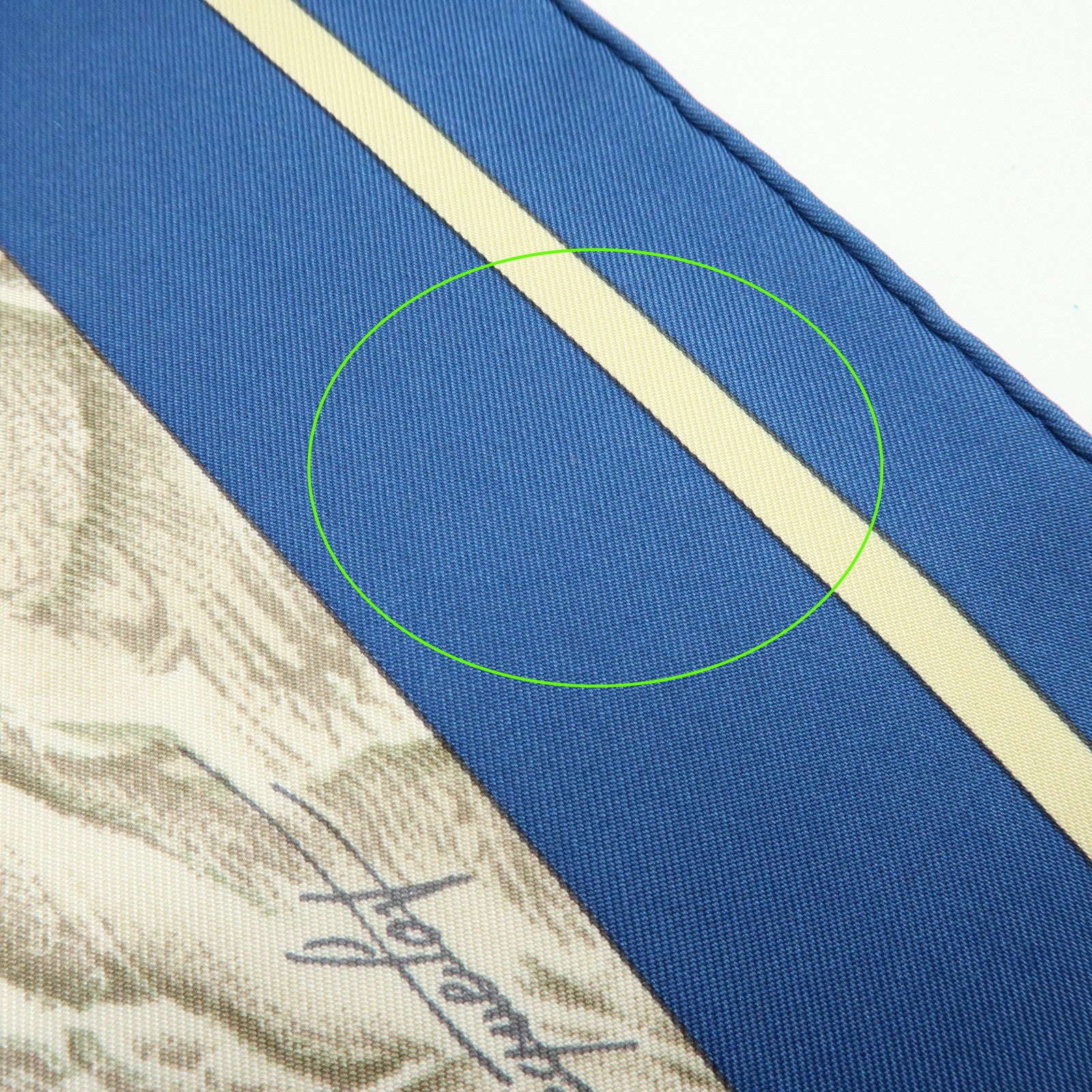 HERMES Carre 90 Silk 100% scarf Casse Noisette Squirrel Print