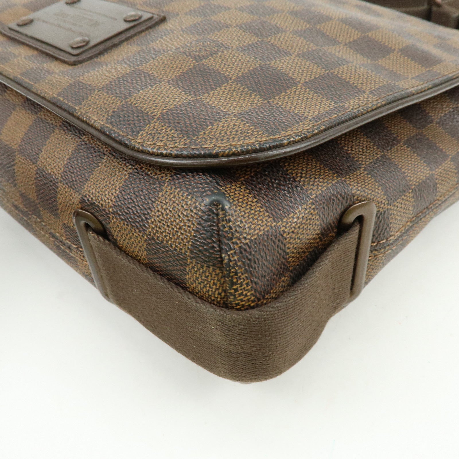 Louis Vuitton Damier Ebene Brooklyn Messenger Bag Brown N51211