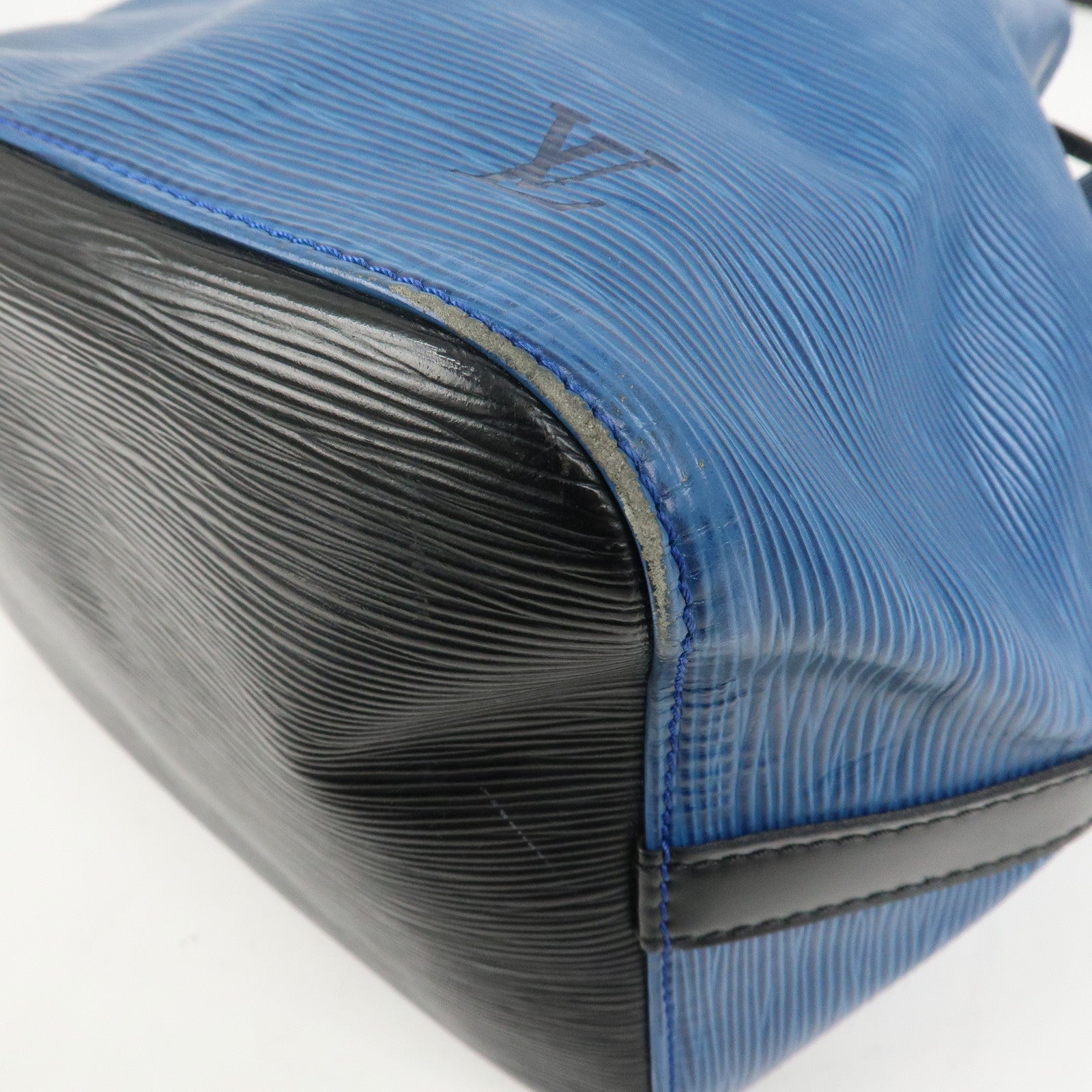 Louis Vuitton Epi Leather Petit Noe Bicolor Noir Toledo Blue Ｍ44152