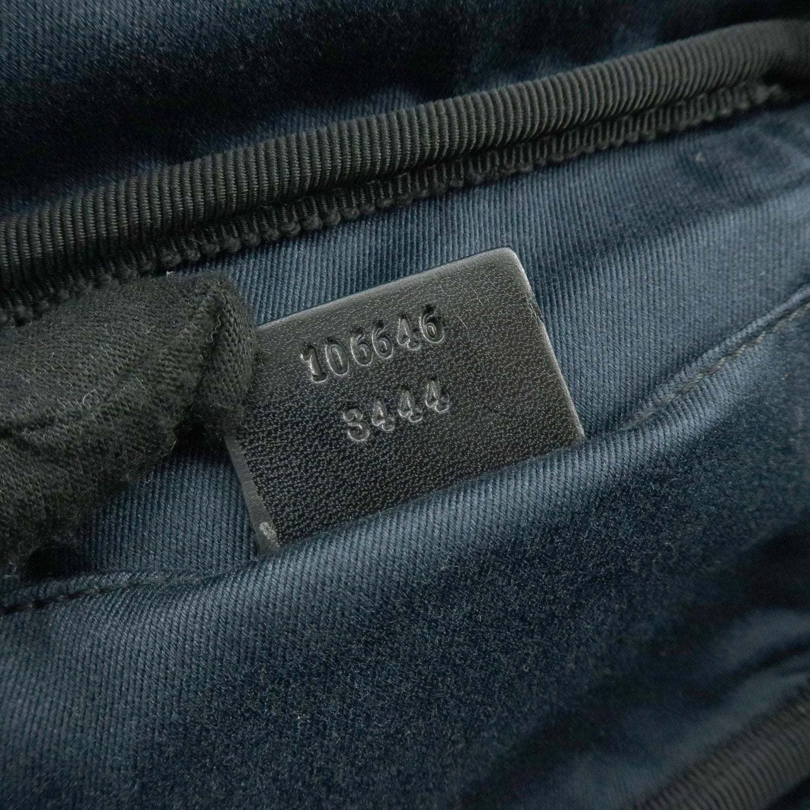 GUCCI GG Canvas Leather Vanity Case Cosmetic Pouch Black 106646