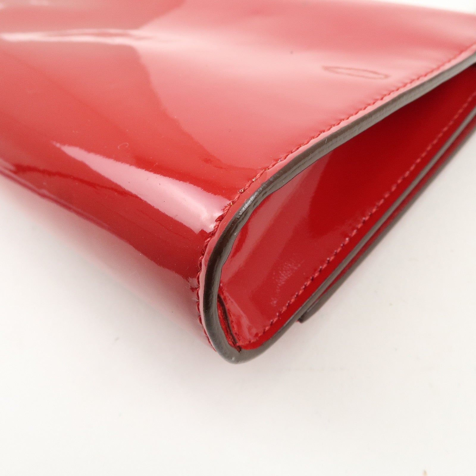 Ferragamo Vara Ribbon Patent Leather Shoulder Bag Crossbody Bag Red