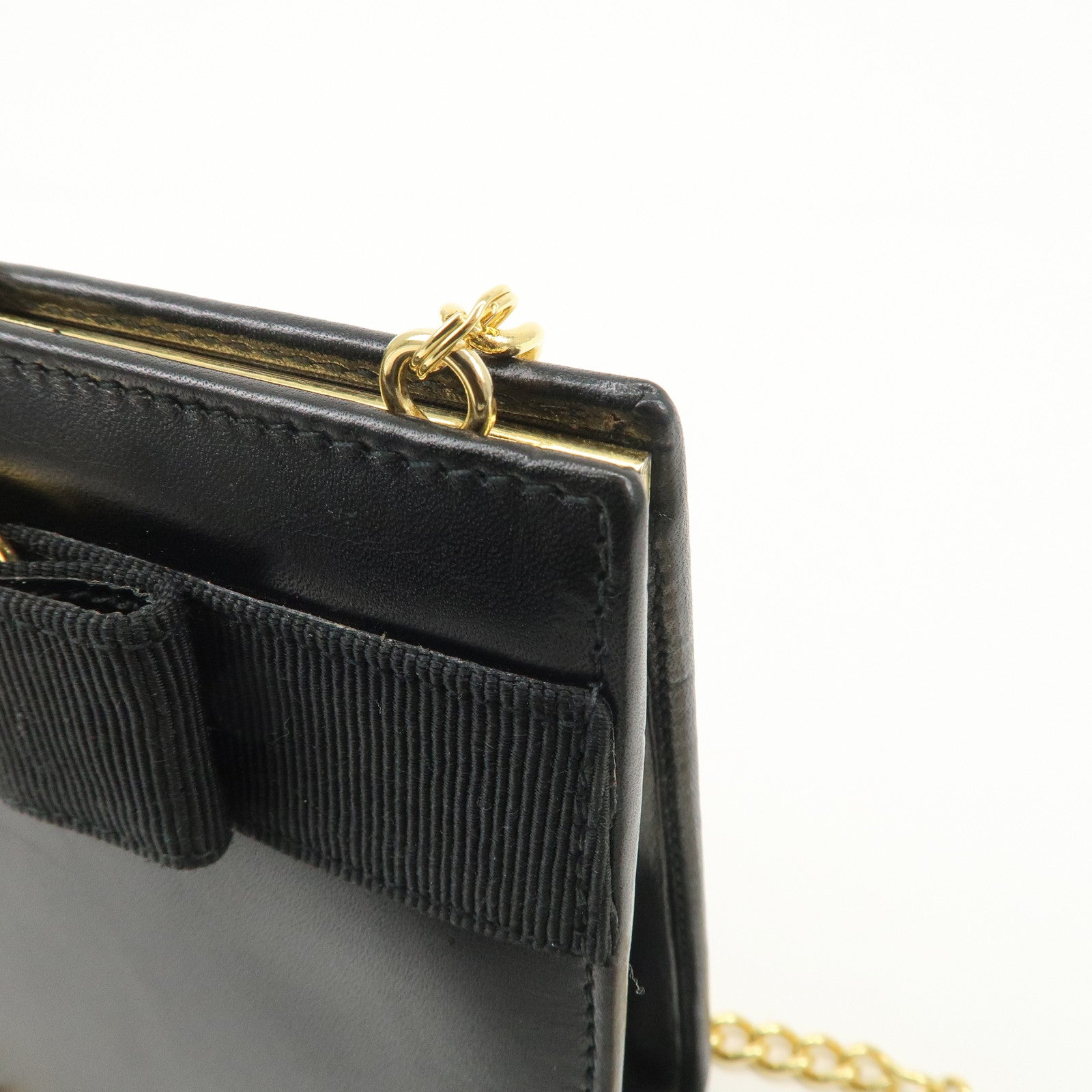 Ferragamo Vara Leather Ribbon Mini Chain Shoulder Bag Black Used