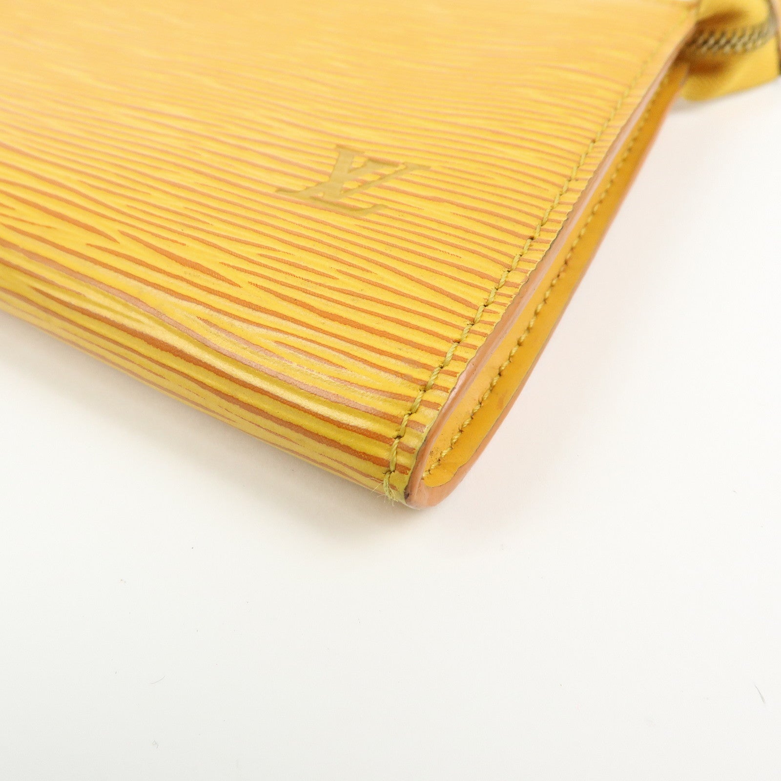 Louis Vuitton Epi Pochette Accessoires Pouch Tassili Yellow M52959