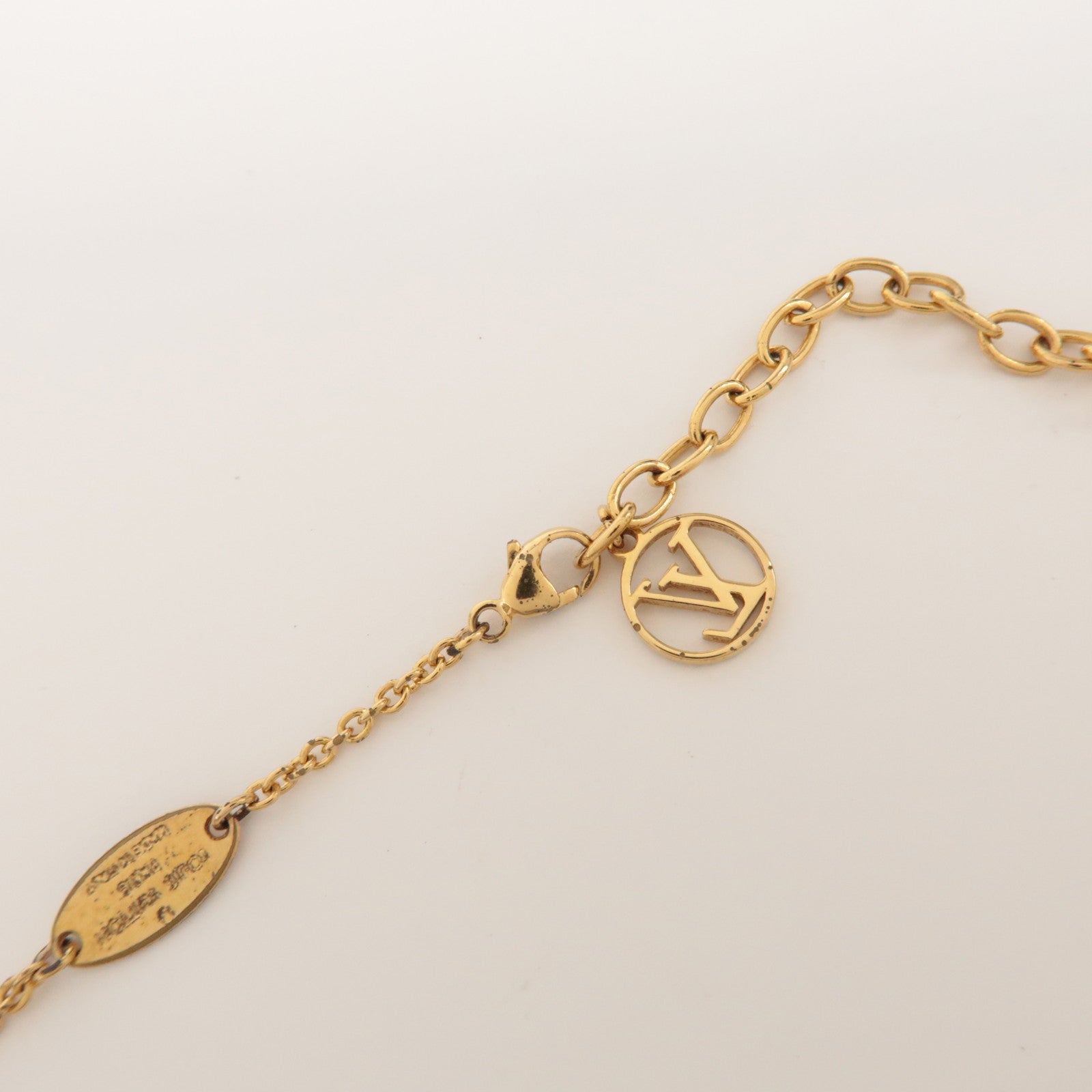 Louis Vuitton Flowerful Necklace LV Circle Metal Gold M68125