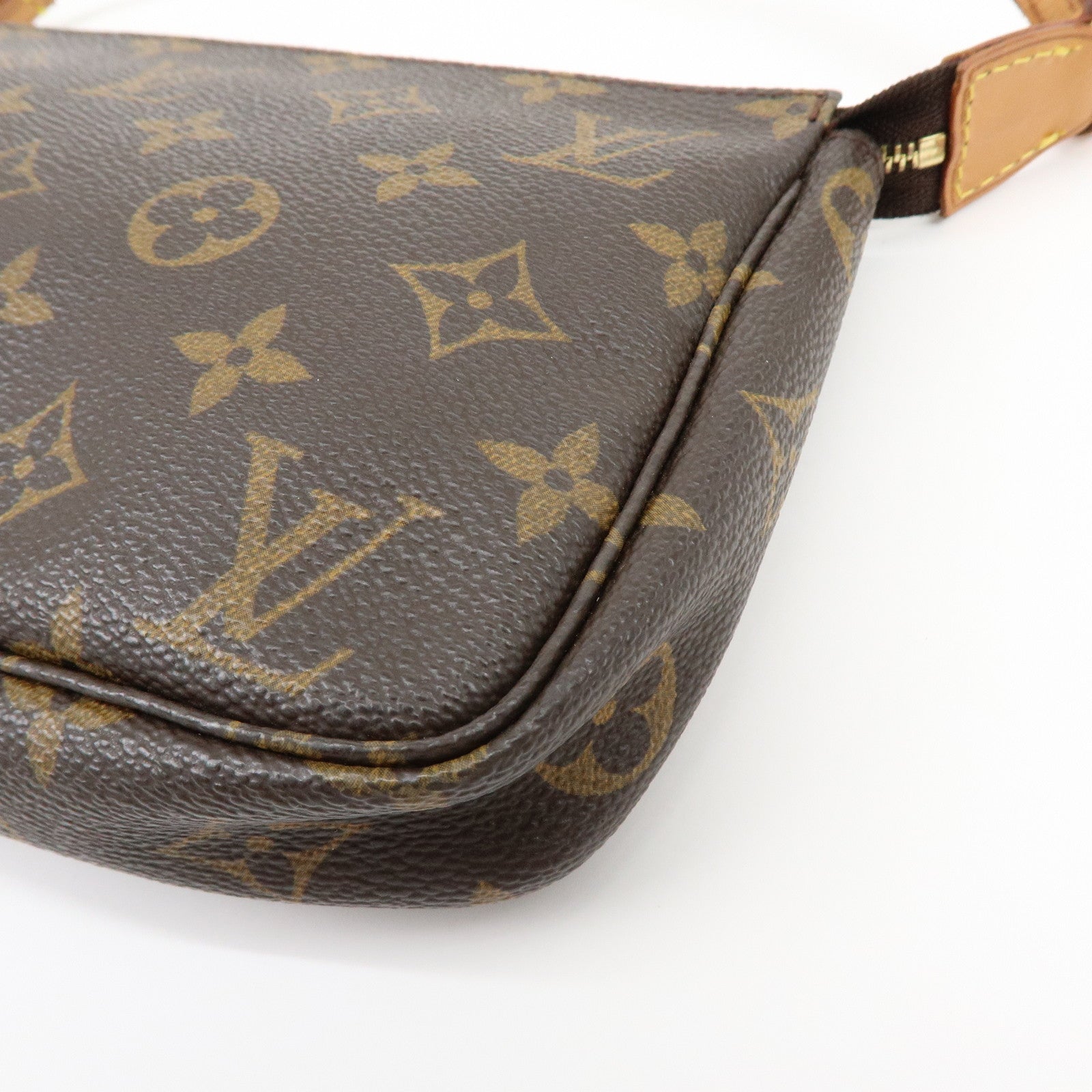 Louis Vuitton Monogram Pochette Accessoires Pouch Hand Bag M51980
