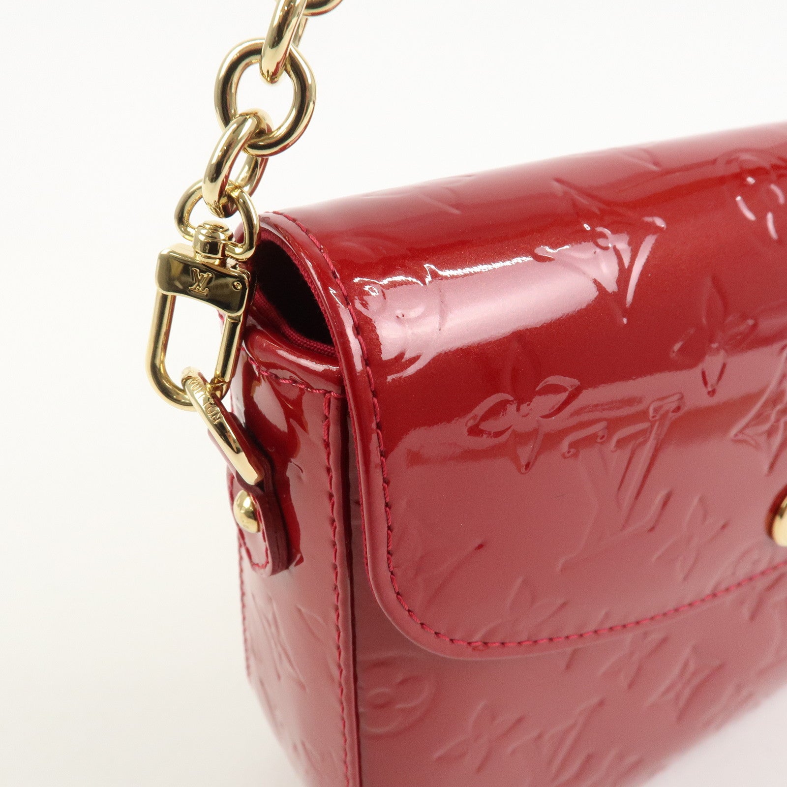 Louis Vuitton Monogram Vernis Rodeo Drive Shoulder Bag Red M93599