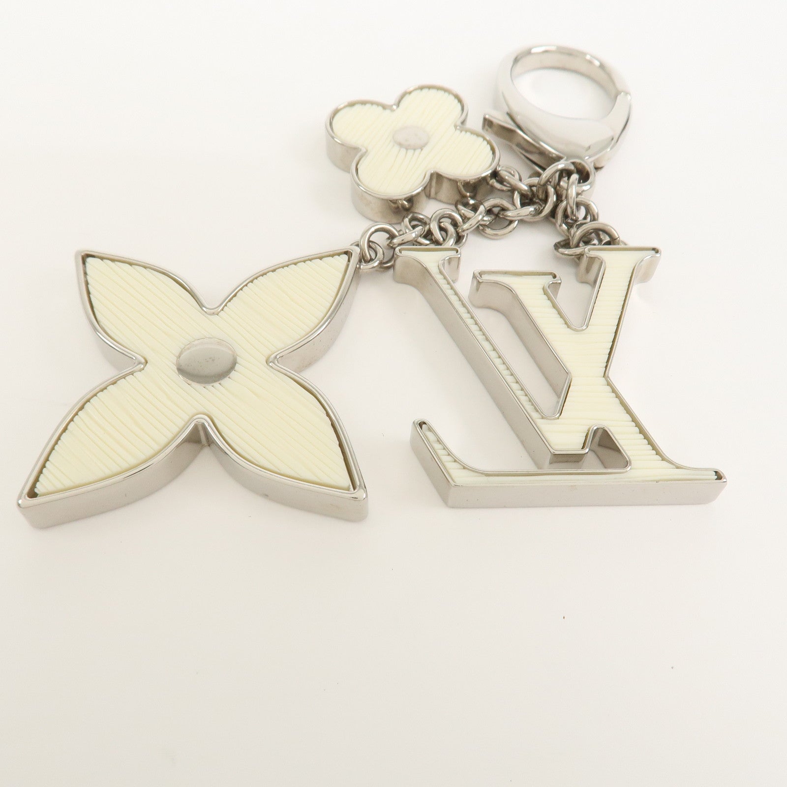 Louis Vuitton Bijoux Sac Fleur de Epi Bag Charm Silver White M65085
