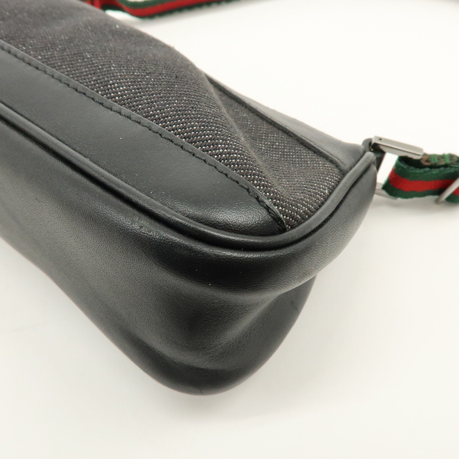 GUCCI Sherry Denim Leather Accessory Pouch Hand Bag Black 92820