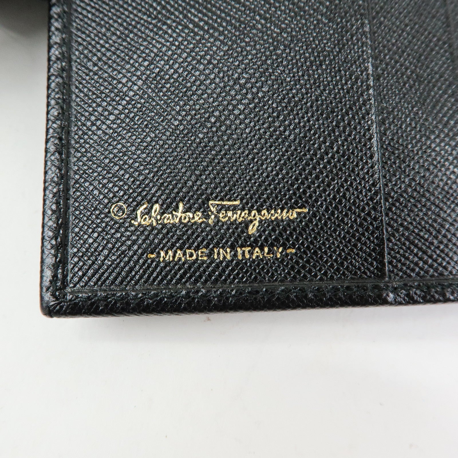 Ferragamo Gancini Leather Bi-Fold Compact Wallet Black